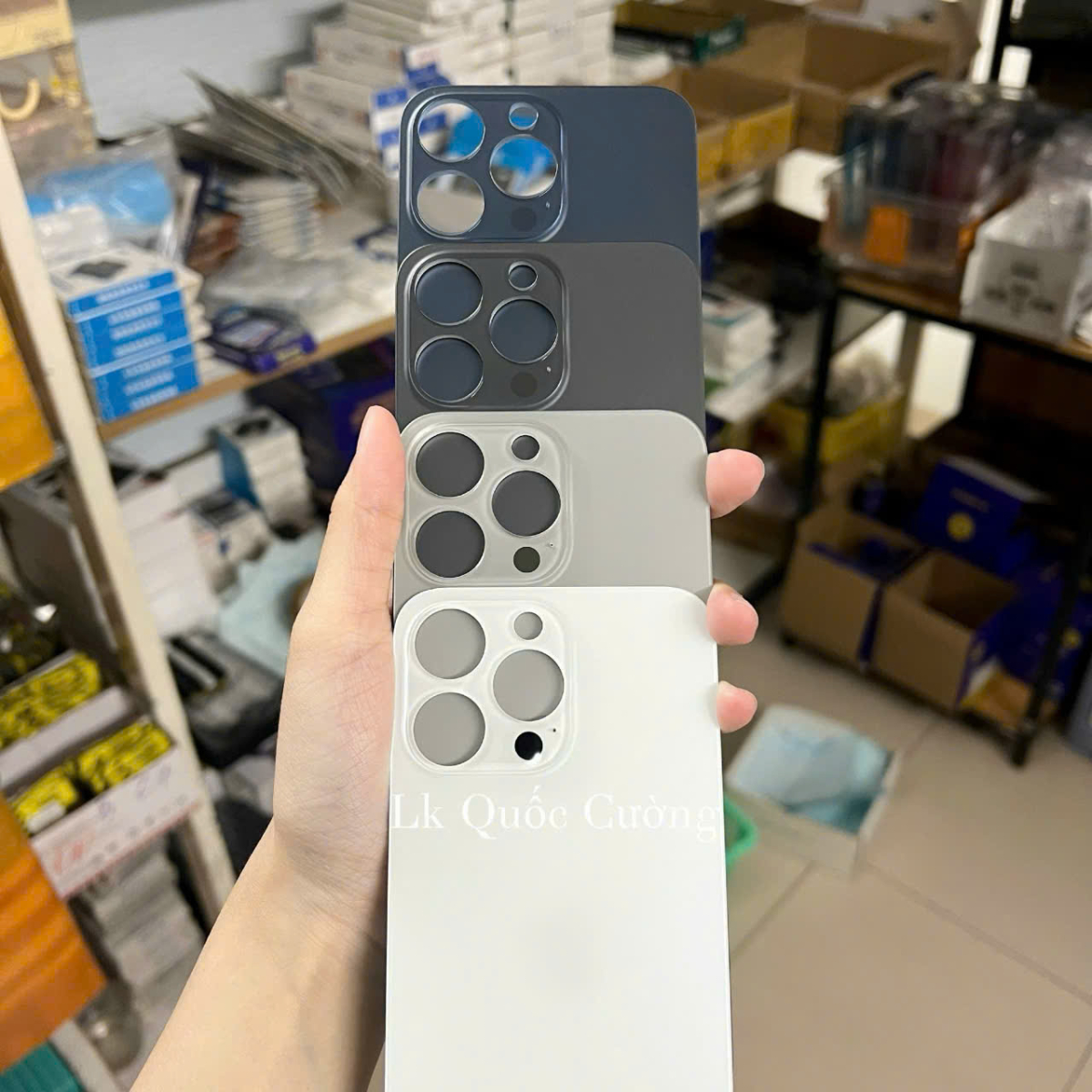 Kính lưng 15 promax