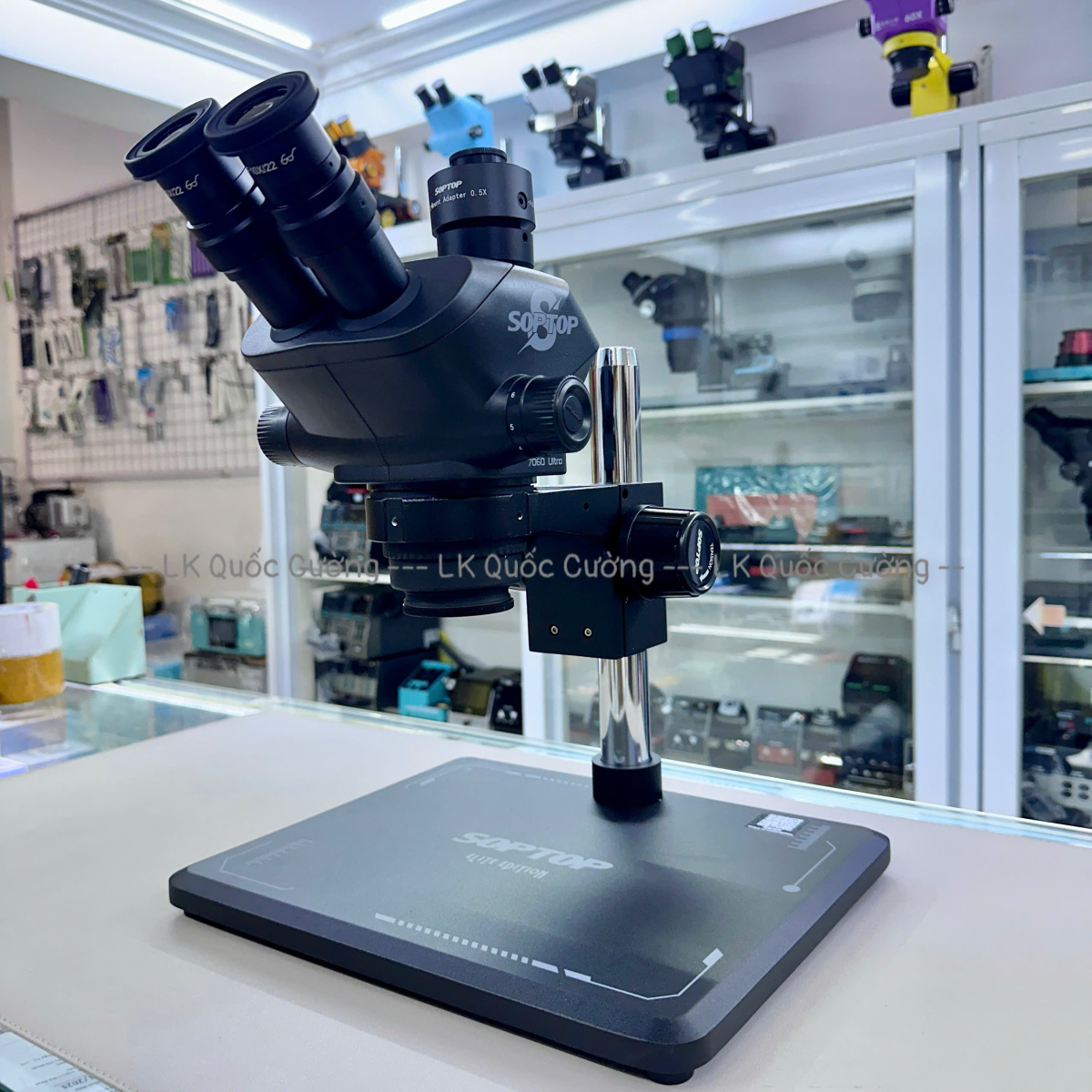 Kính hiển vi 3 mắt Soptop SZM-7060 Ultra