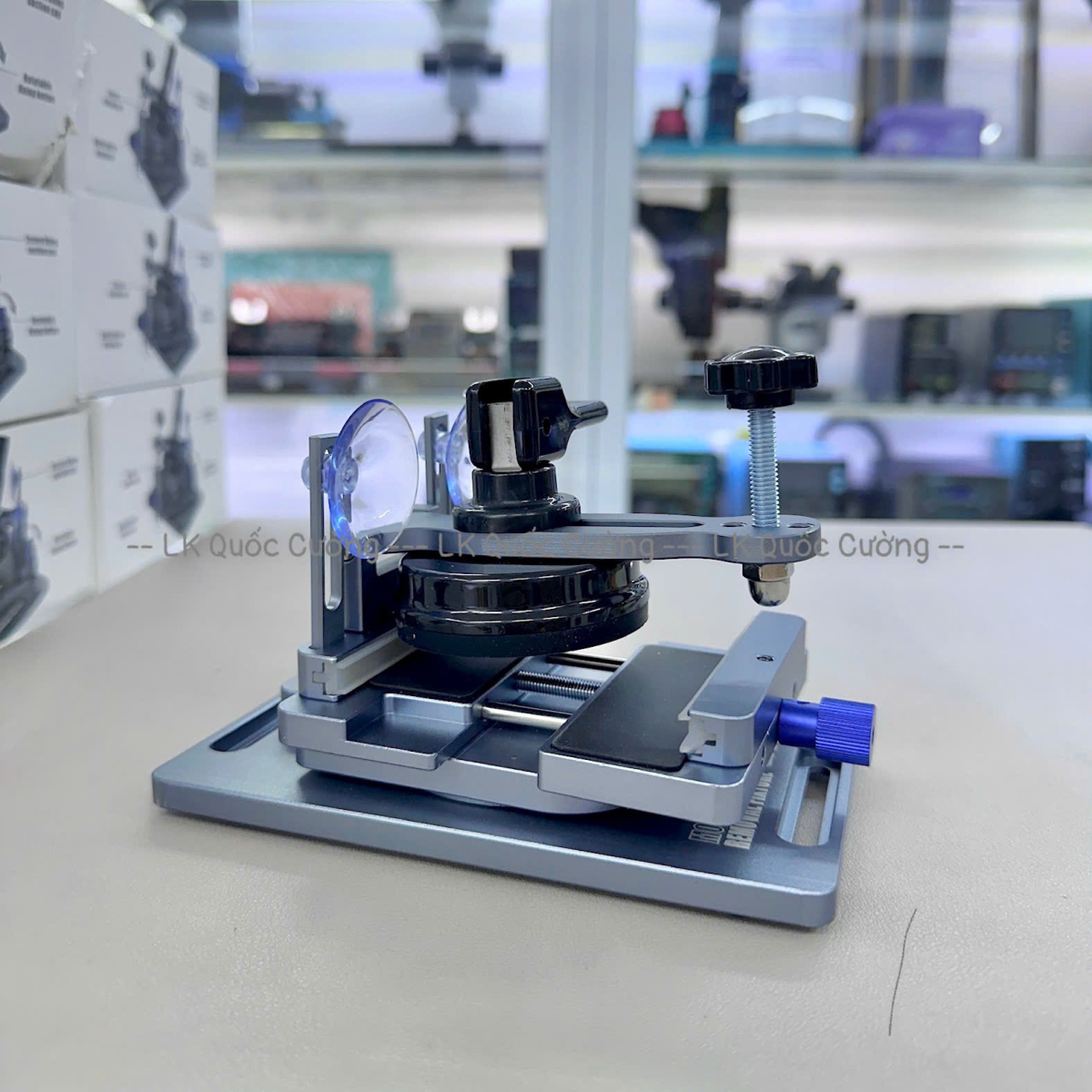 Đế kẹp tách lưng + tháo màn hình Mastergo GT4RS