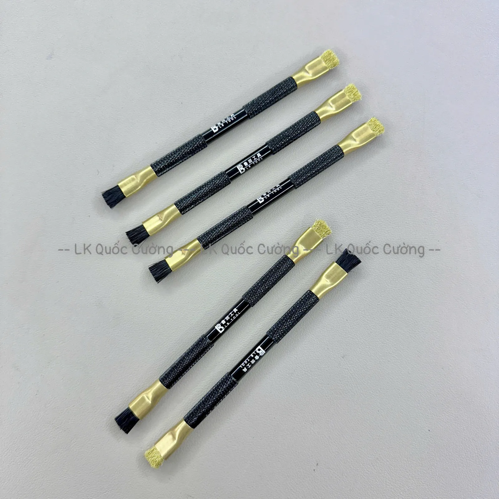 Bàn chải chà main Luban X2