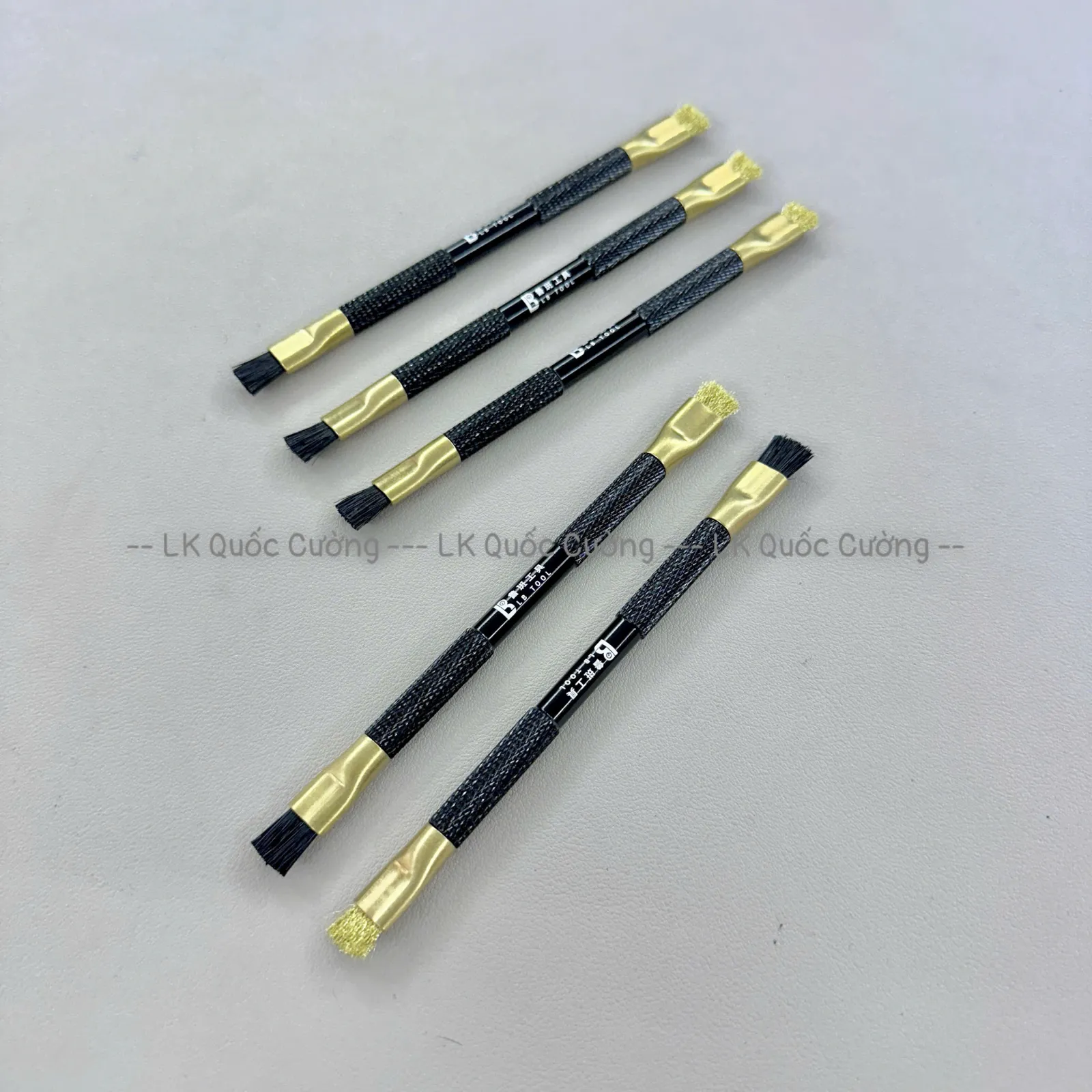 Bàn chải chà main Luban X2