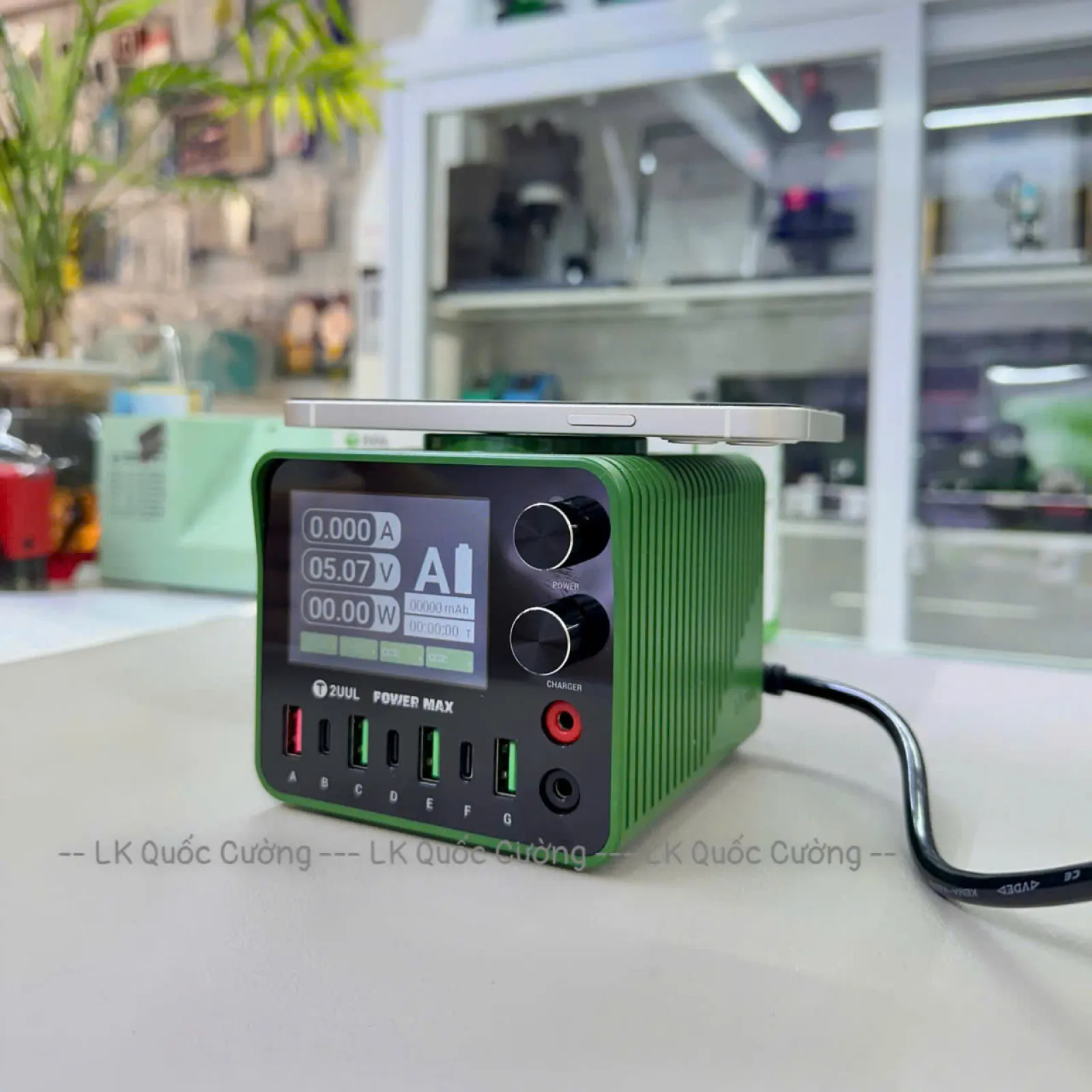 Bộ sạc 8 cổng/ 2UUL PC01