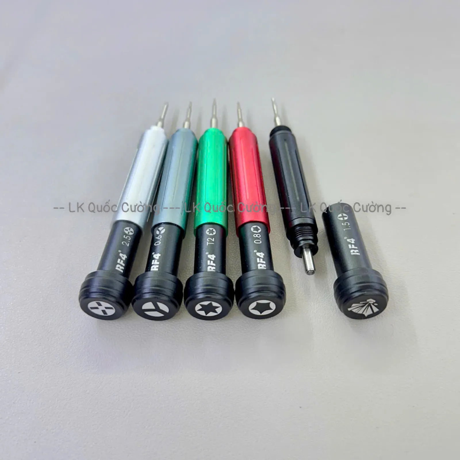 Bộ vít RF4 RF SD-60/ kèm phá kính lưng