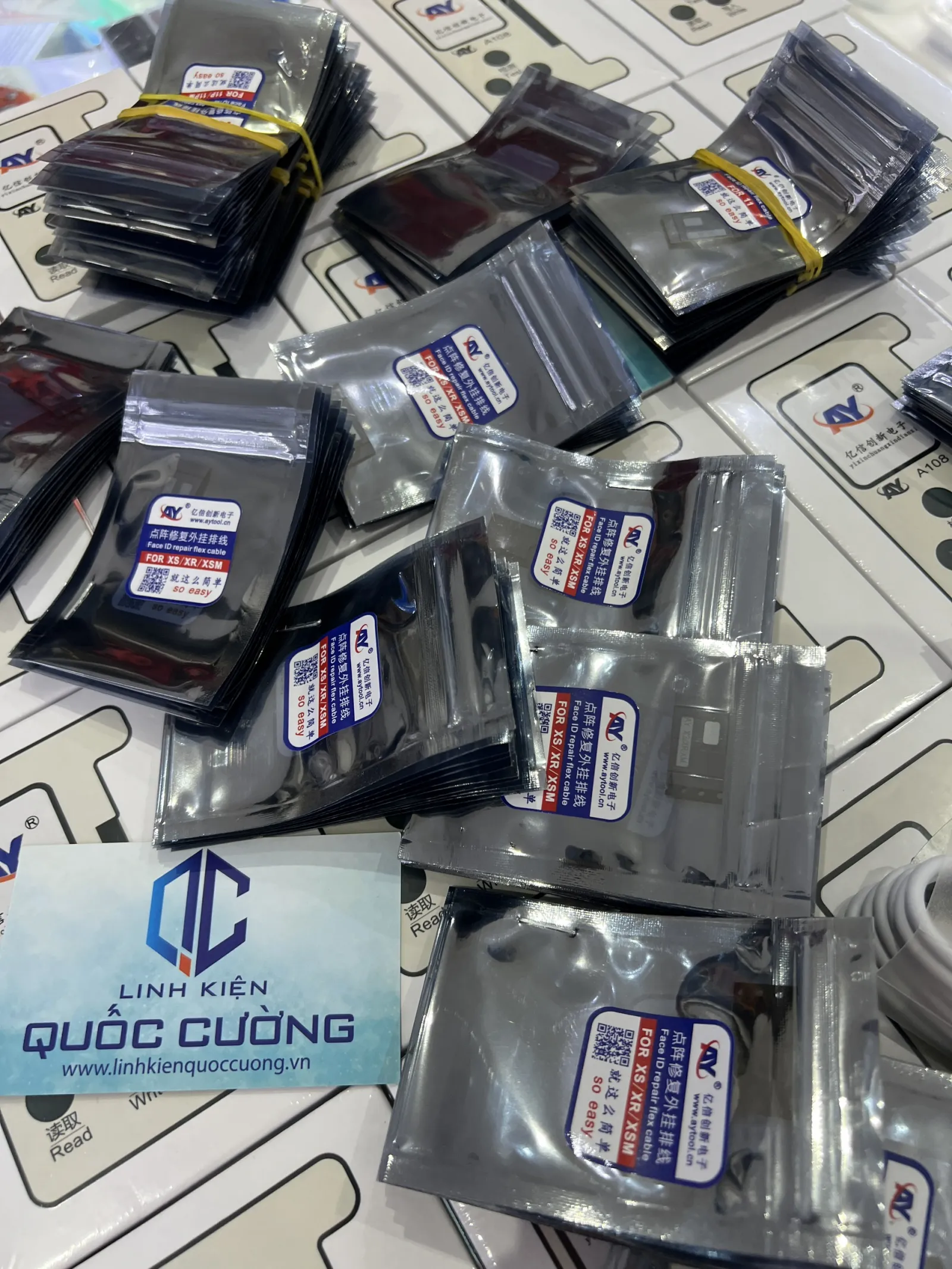 Box AY A108 Fix Face - Pin - Truetone