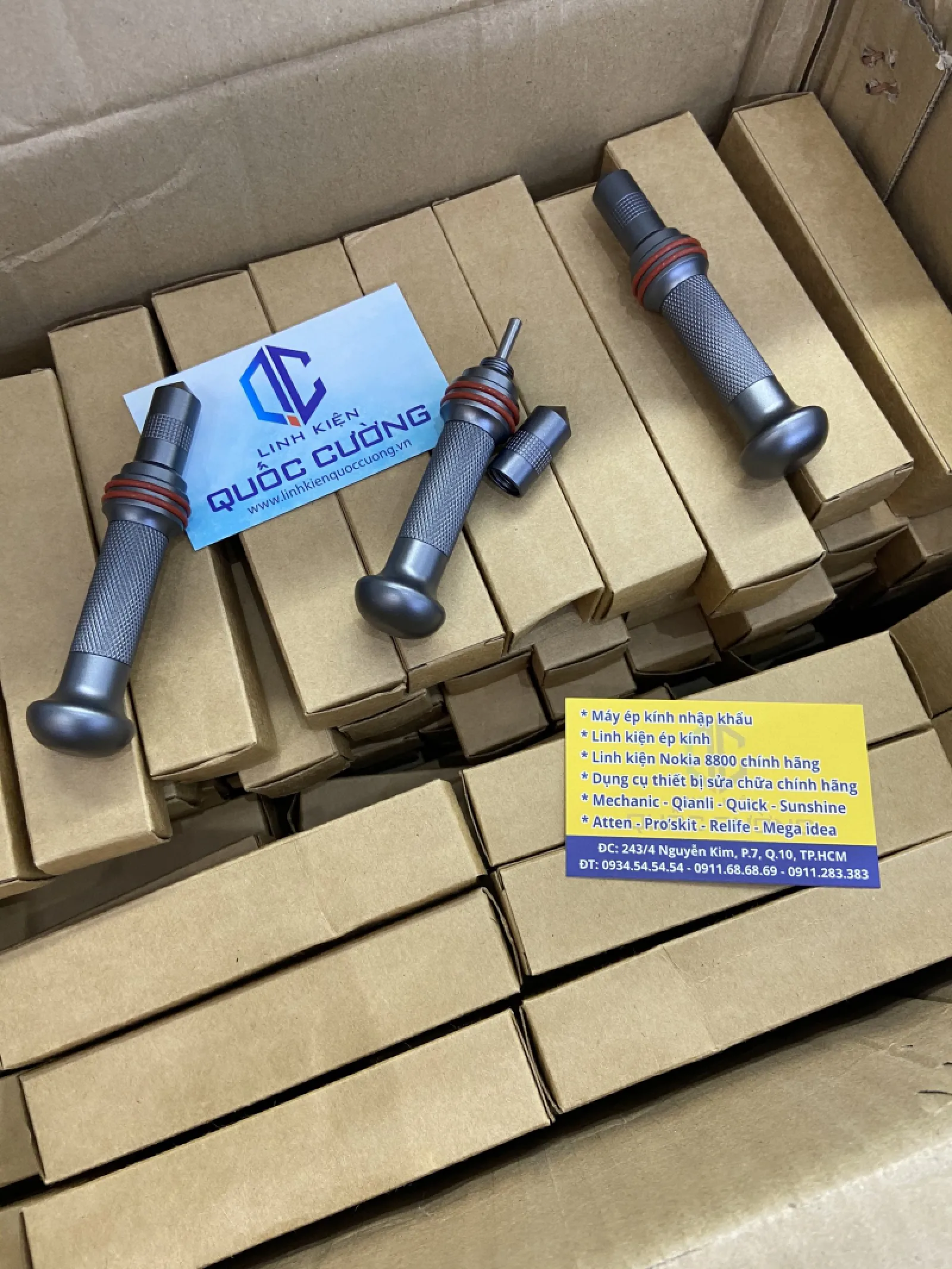 Bút Phá Kính Lưng