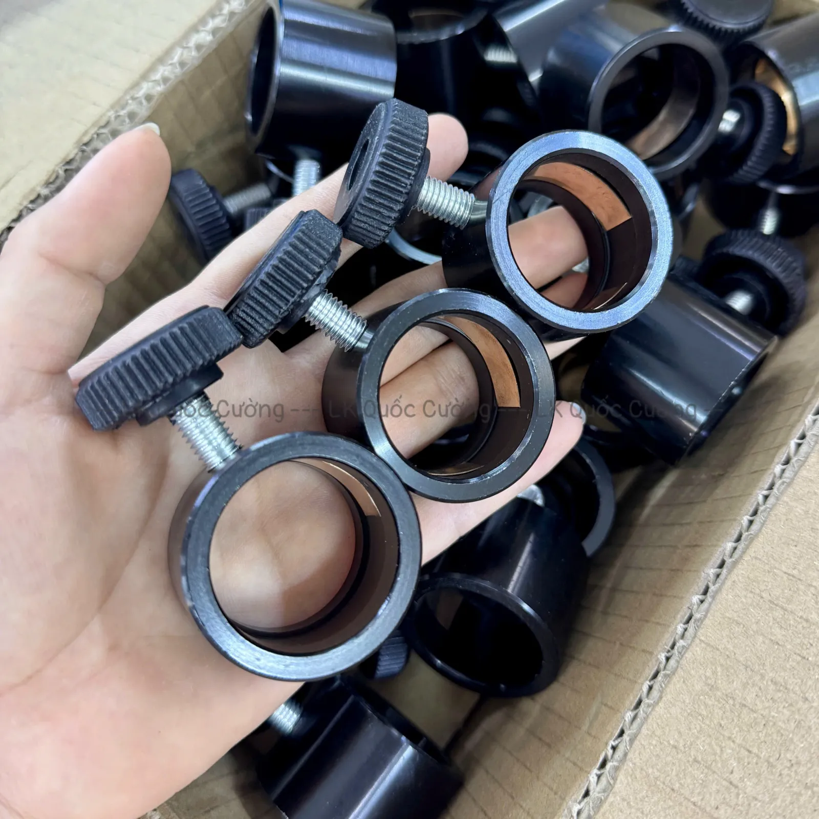Cục nâng kính hiển vi