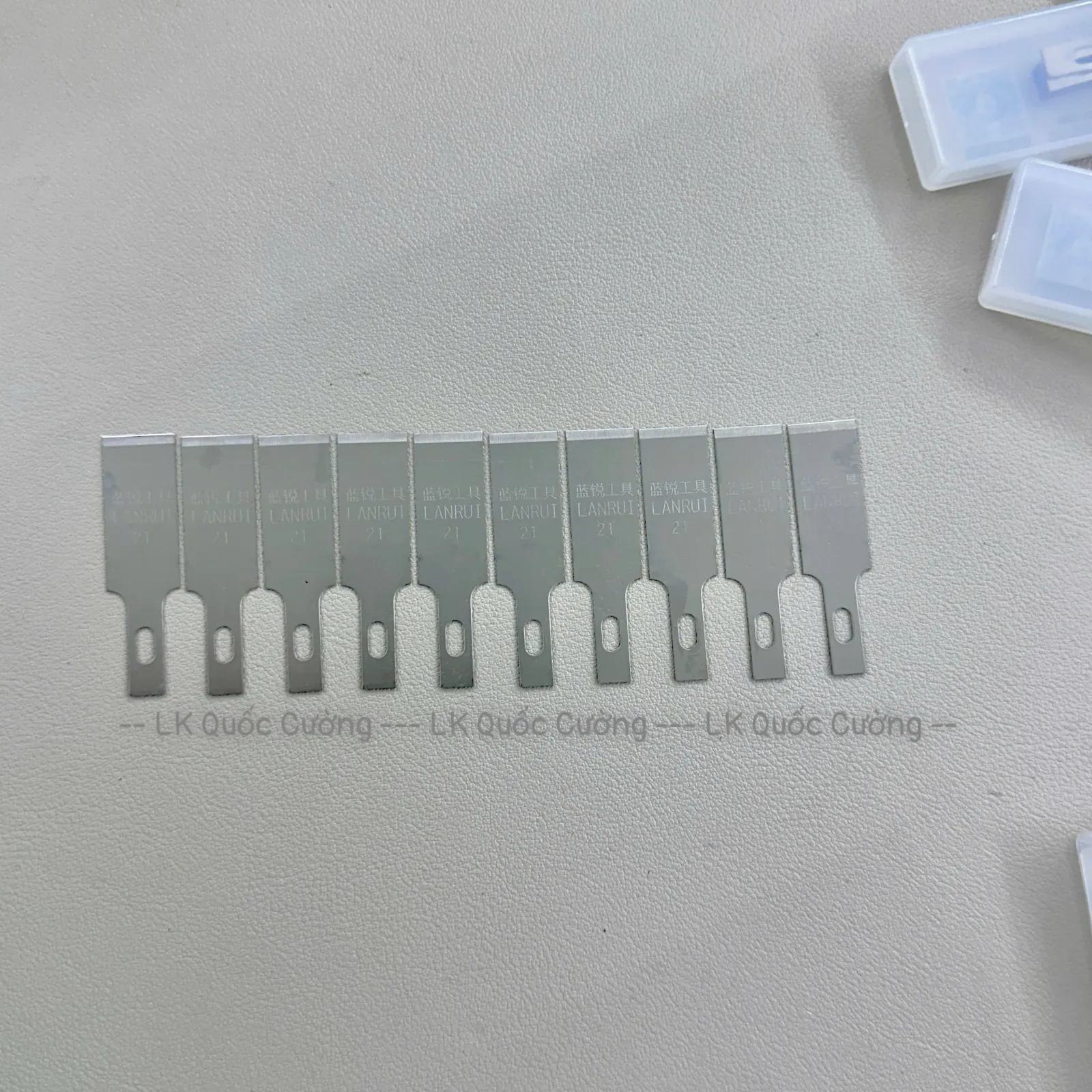 Dao cạo keo CPU Lanrui No.21