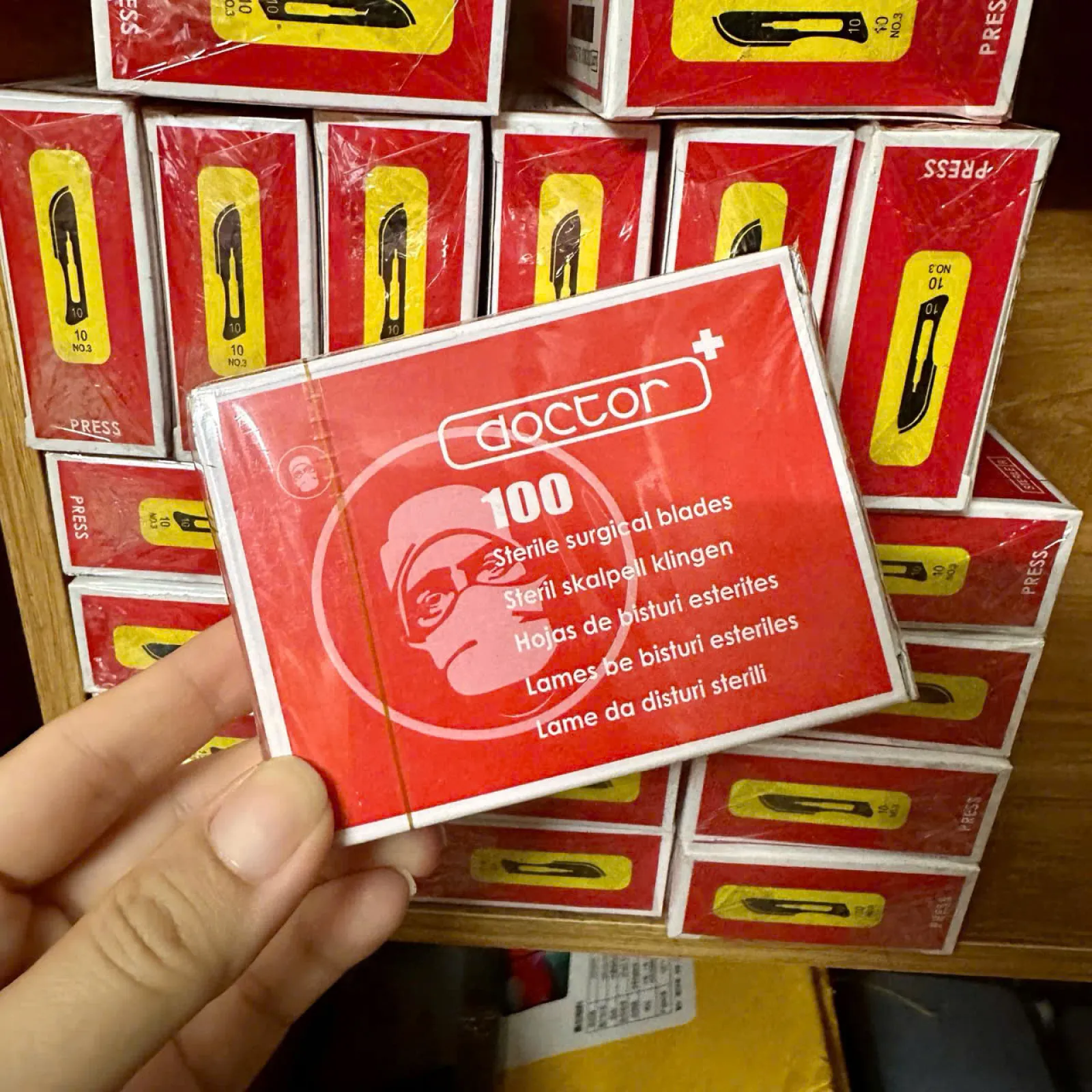 Dao Y Tế số 10 số 11