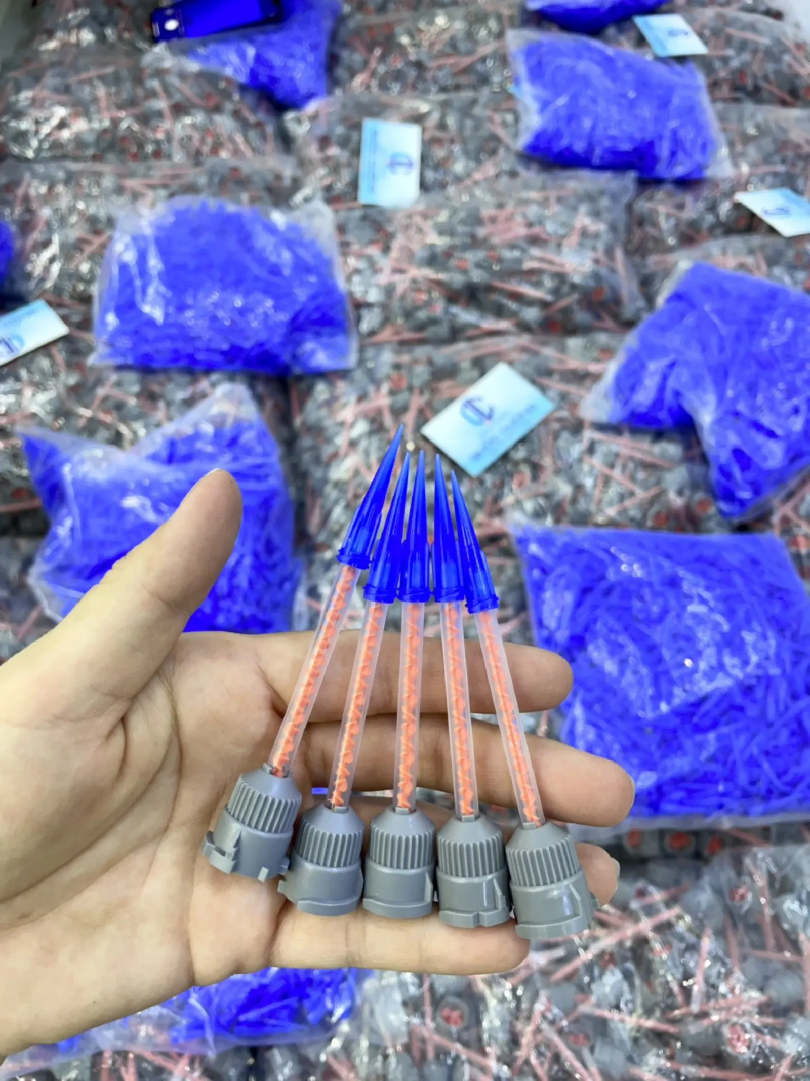 Đầu Trộn Keo 2 Thành Phần