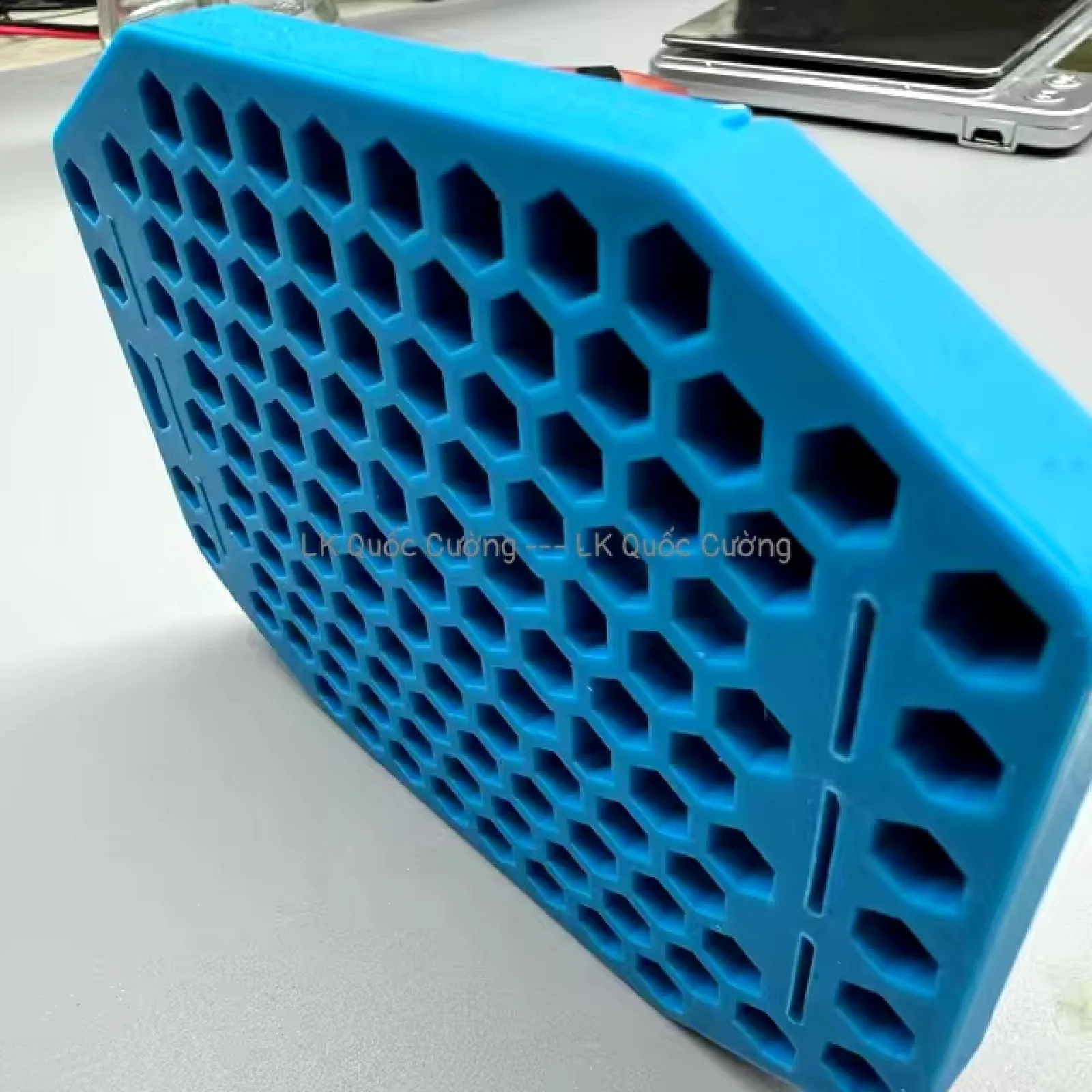 Đế cao su YCS có nam châm làm chân CPU