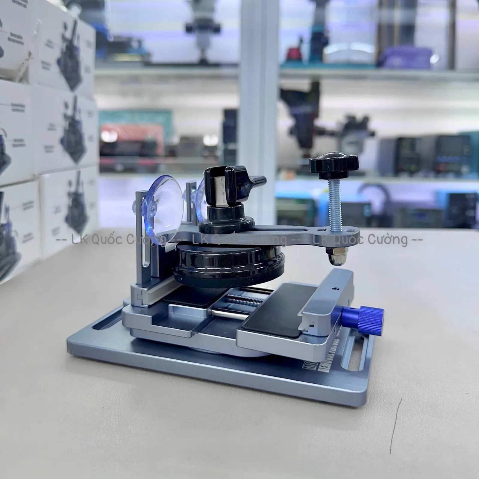 Đế kẹp tách lưng + tháo màn hình Mastergo GT4RS