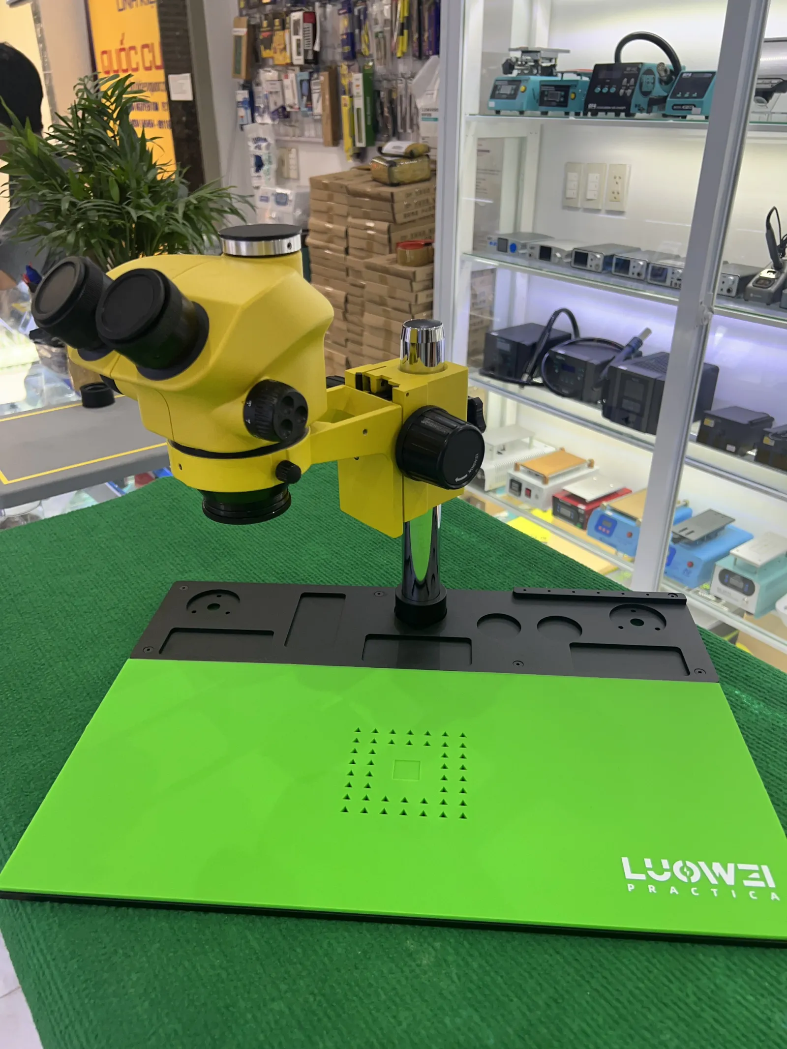 Đế nhôm gắn kính hiển vi Luowei LW-M1