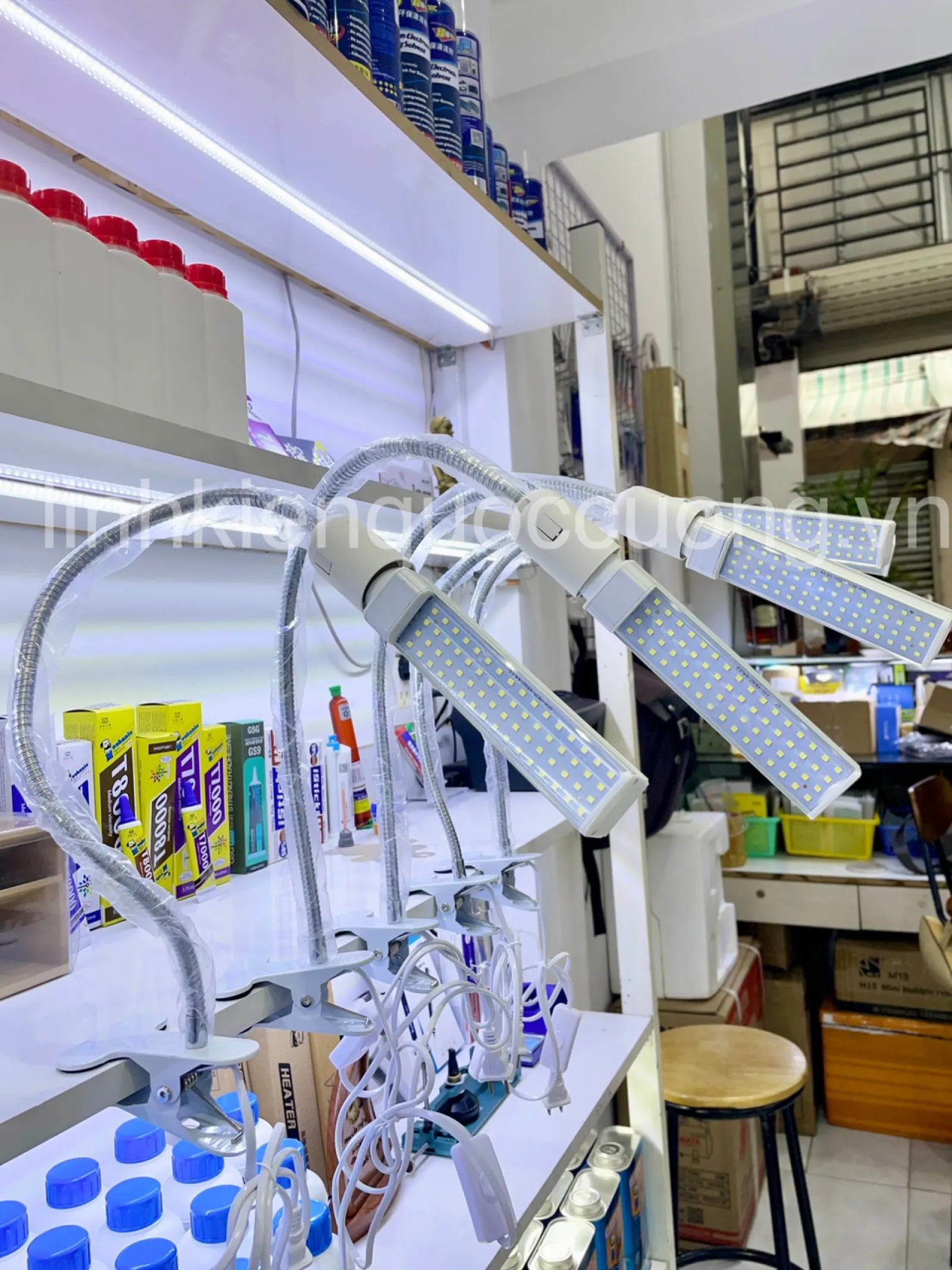 Đèn Kẹp 60 Bóng Led