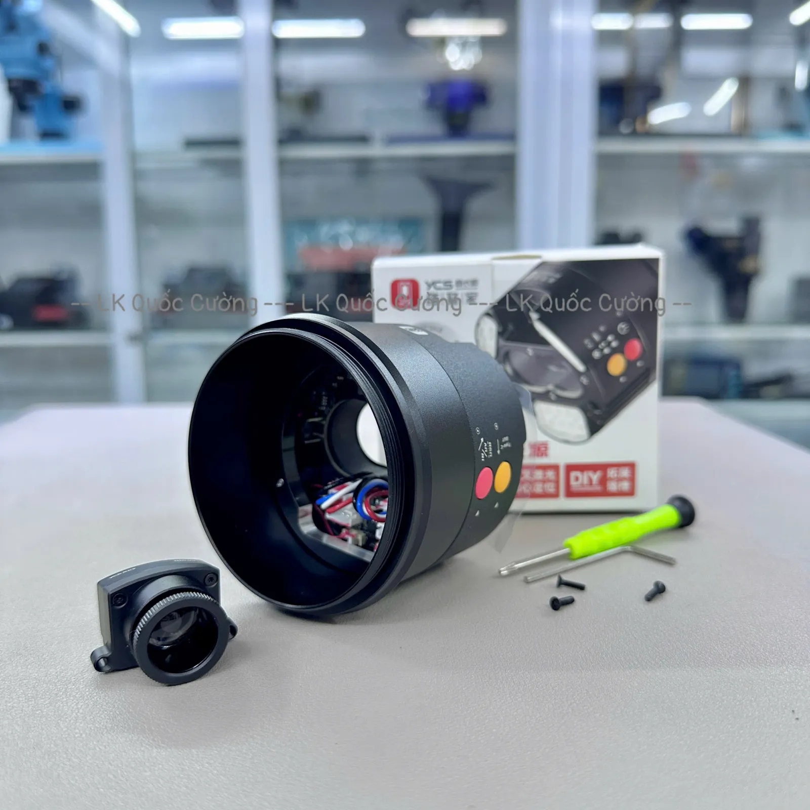 Đèn led kính hiển vi YCS 6558 Gogilla