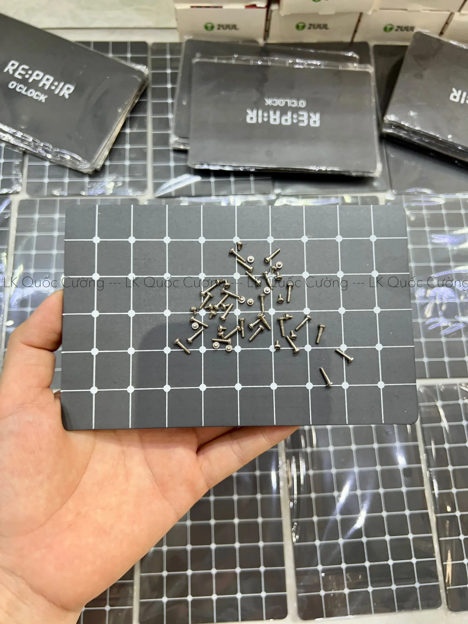 khay dựng ốc nam châm 2UUL