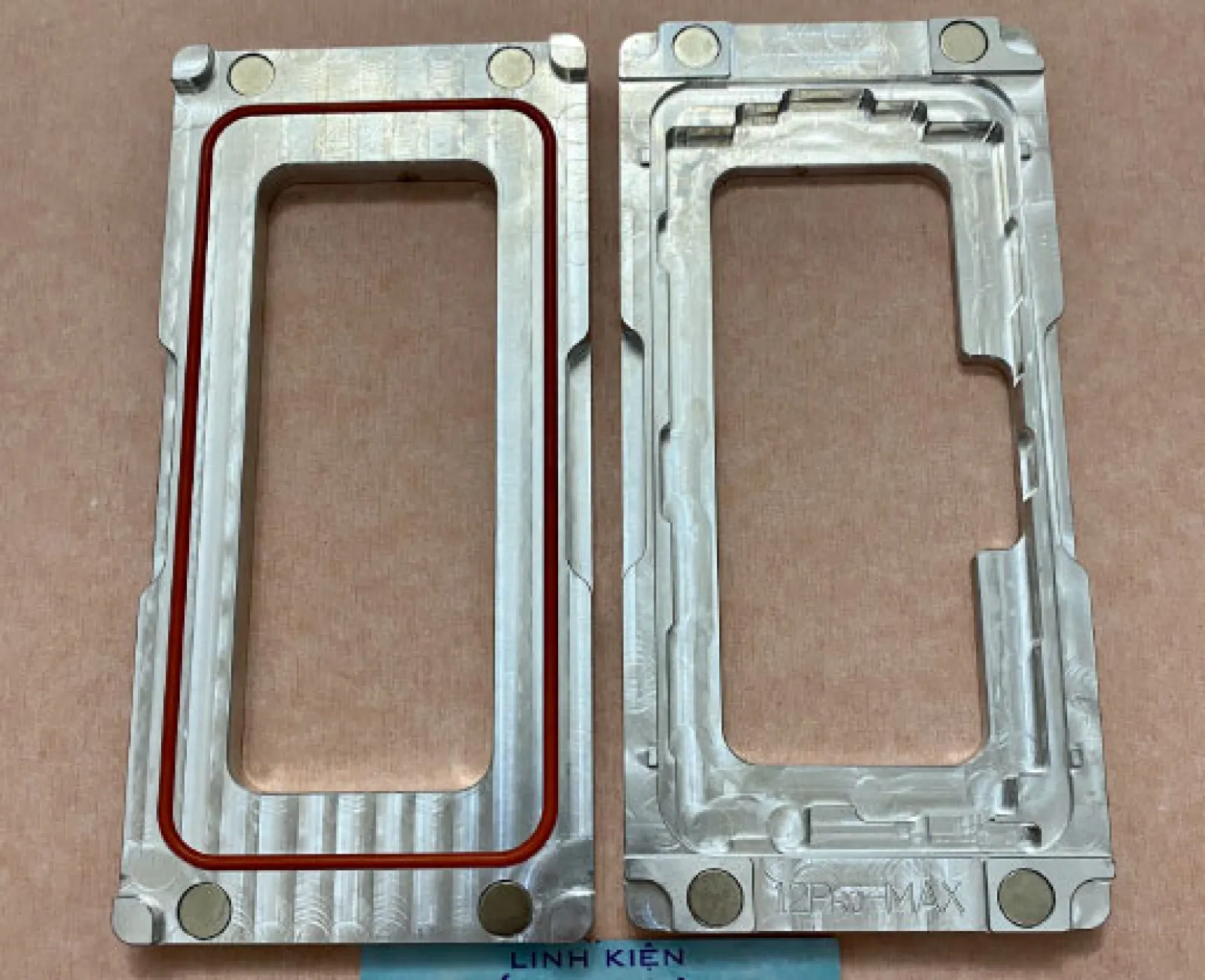 Khuôn ép ron  12 /12 Pro /12 Pro Max