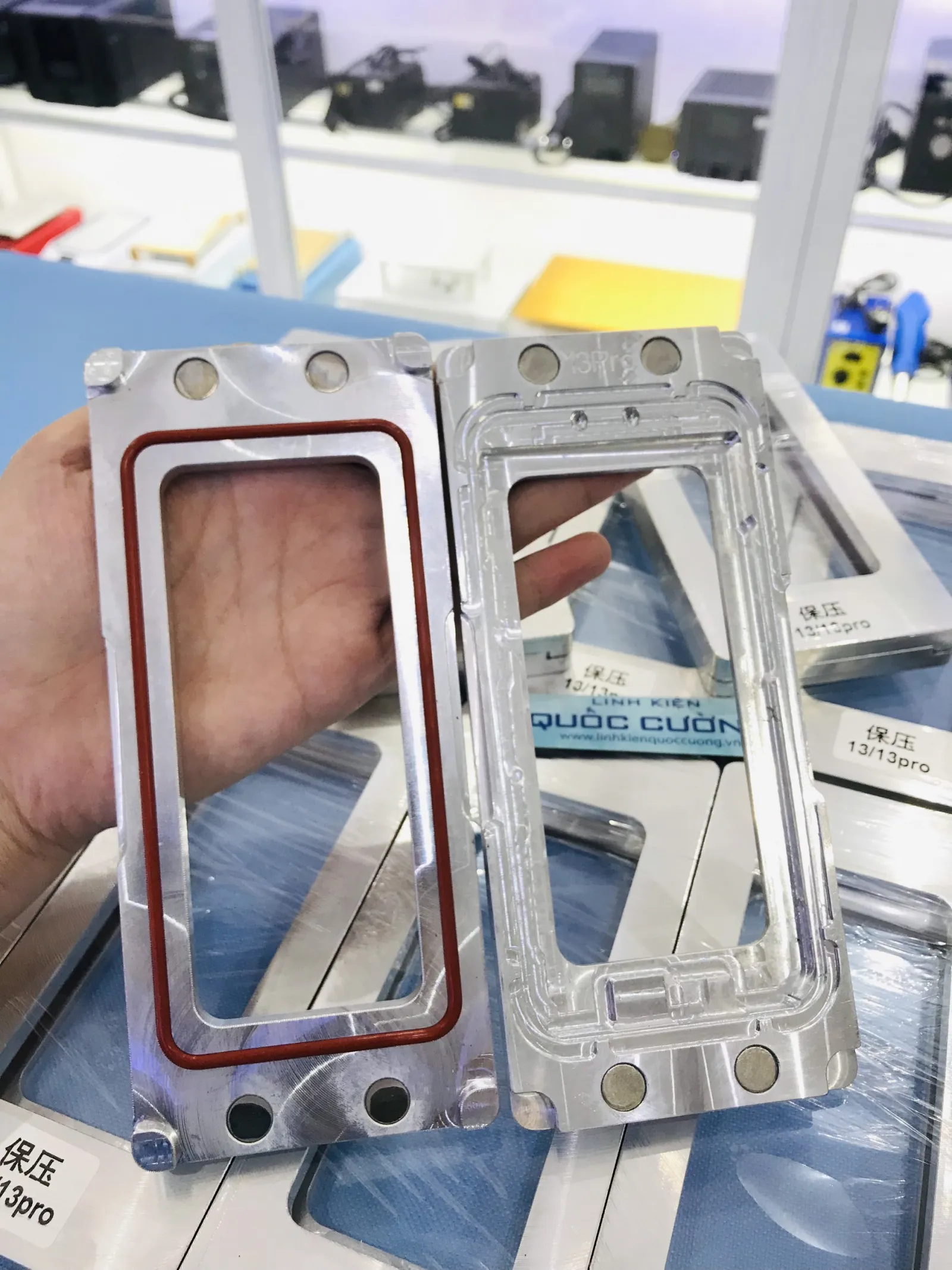 Khuôn Ép Ron Nam Châm 13/13p/13pm