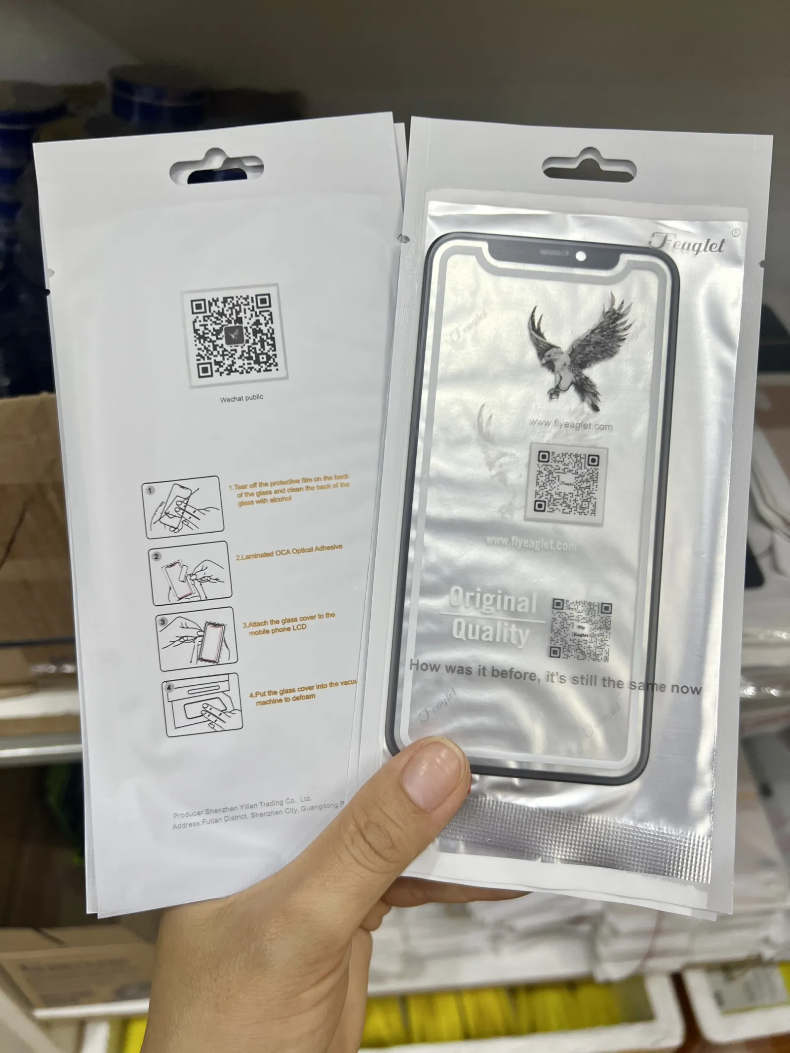 Kính 11Pro Đại Bàng có keo