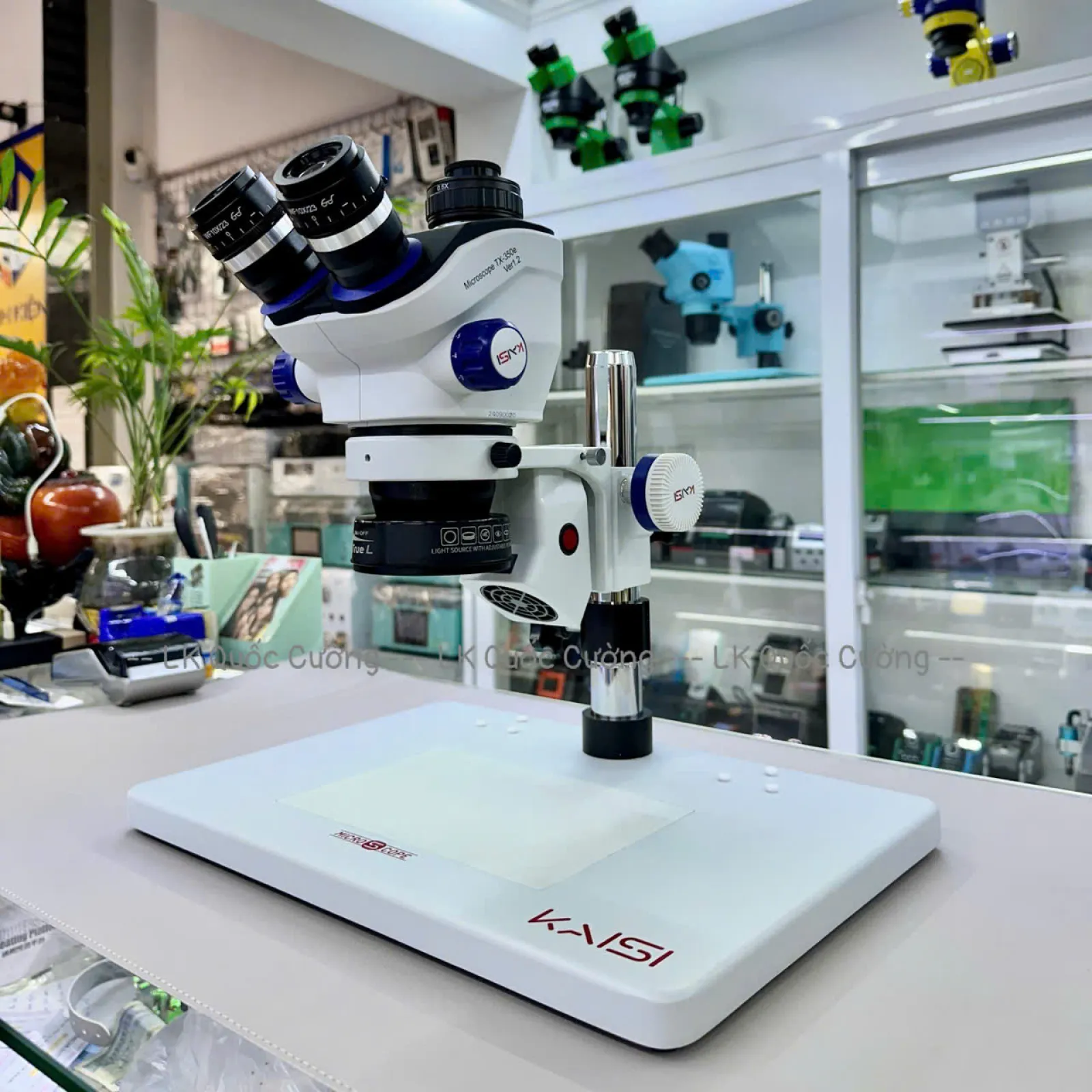 Kính hiển vi 3 mắt Kaisi TX-350E Ver1.3