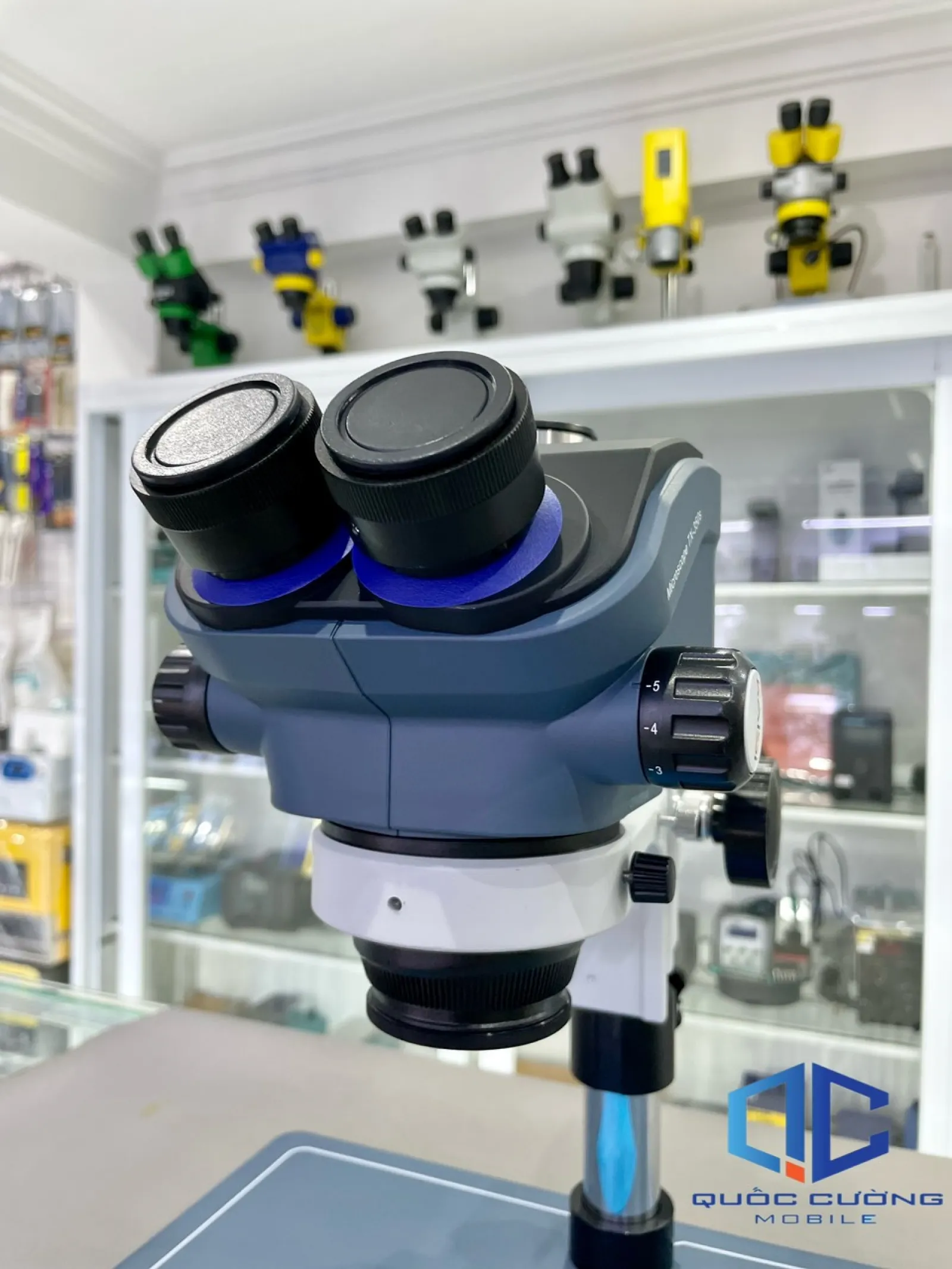 Kính hiển vi 3 mắt Kaisi TX-350S