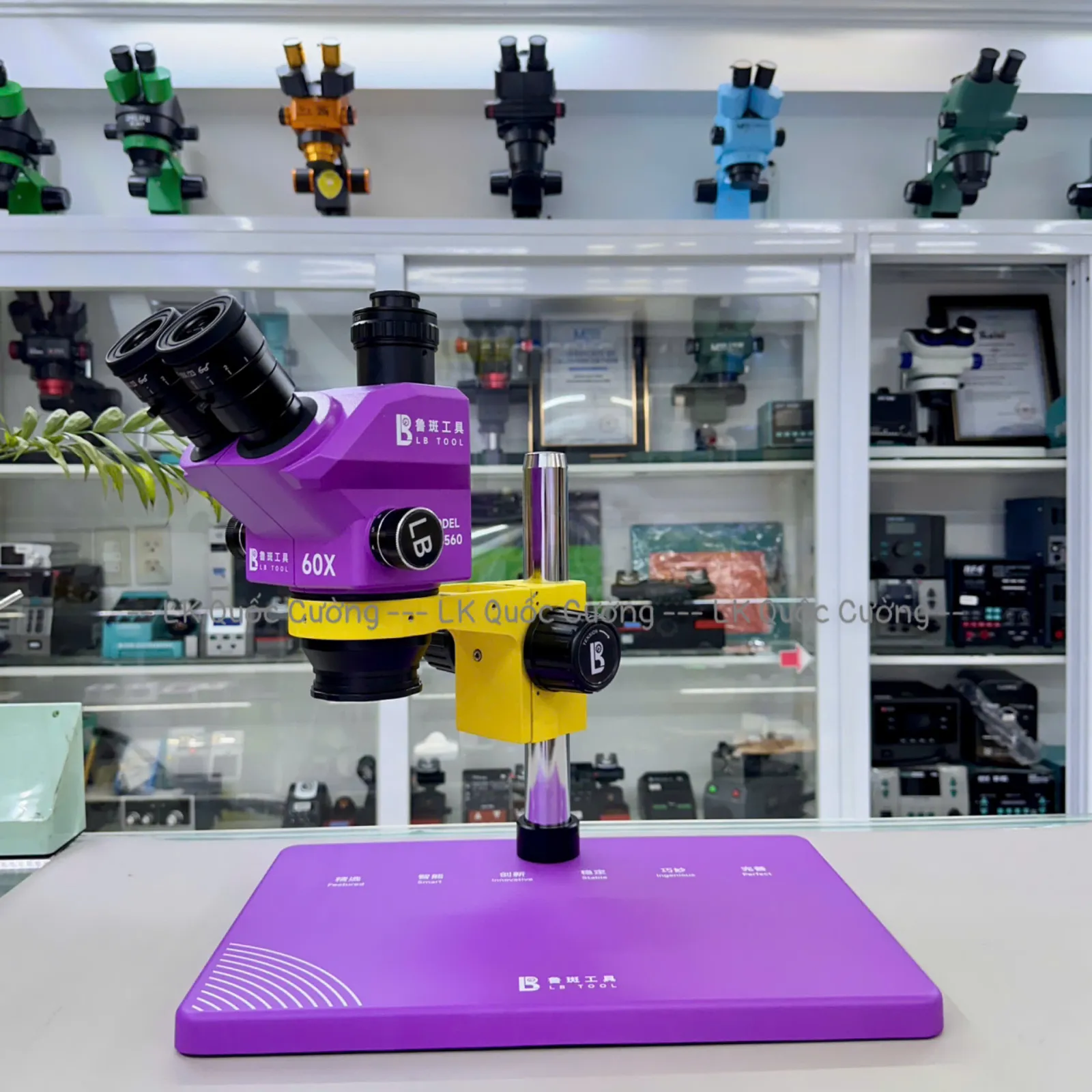 Kính hiển vi 3 mắt Luban 6560/ ZOOM 6X