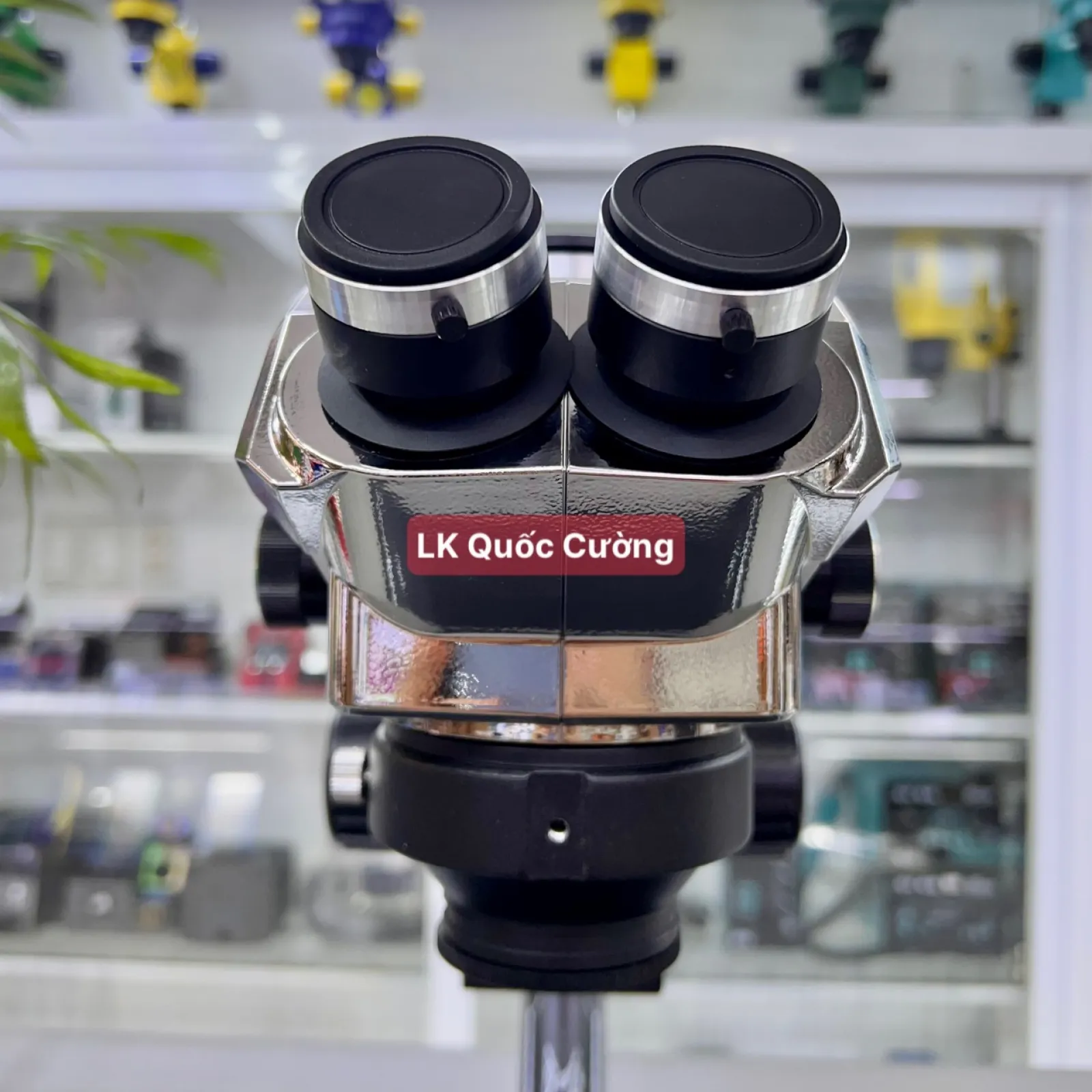 Kính hiển vi 3 mắt Luowei LW-TR02-B3TV