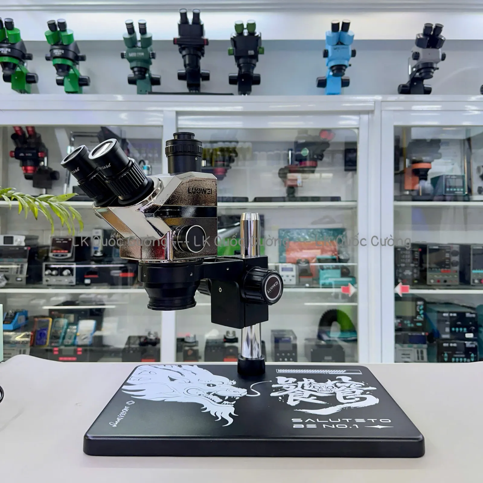 Kính hiển vi 3 mắt Luowei TR03-B3TV