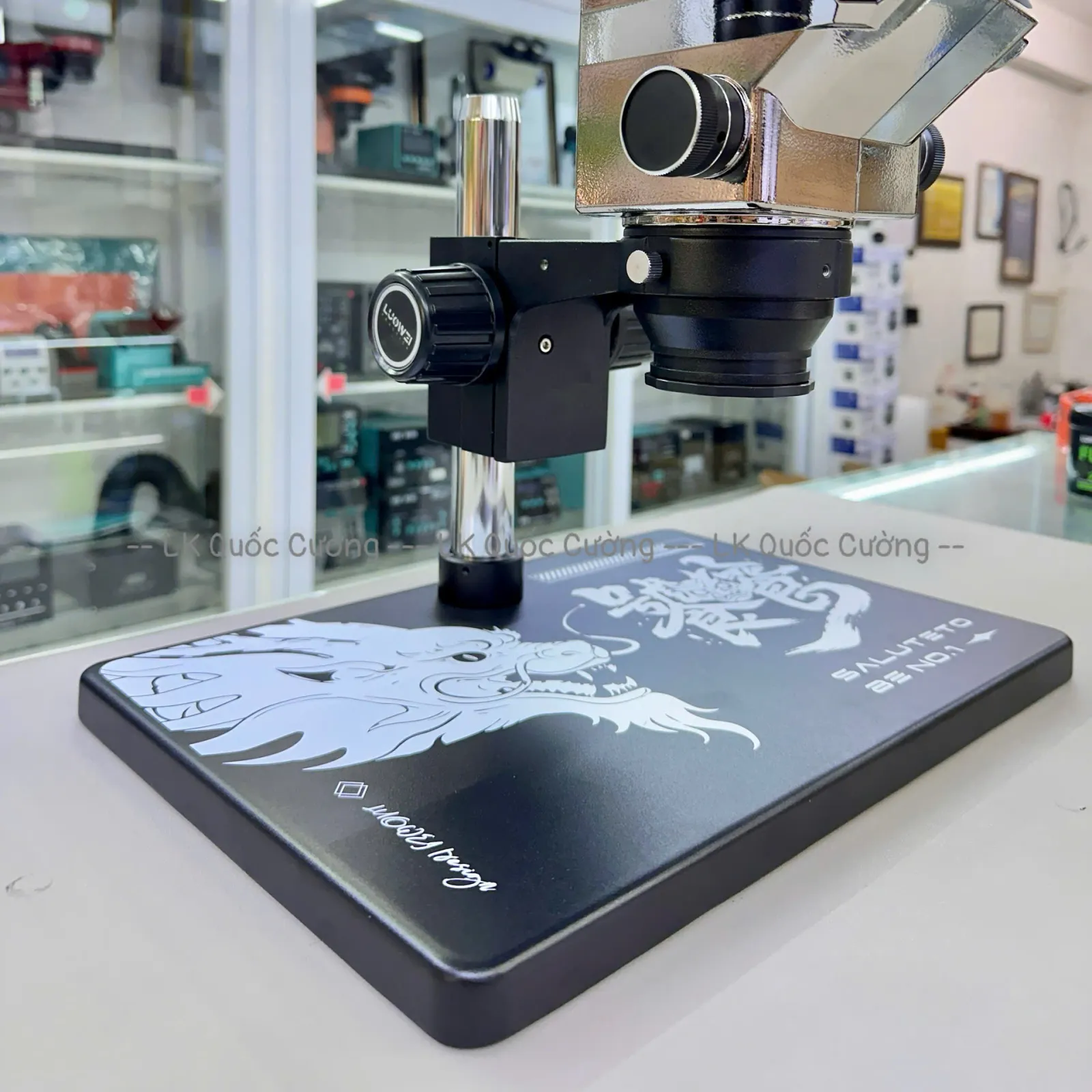 Kính hiển vi 3 mắt Luowei TR03-B3TV