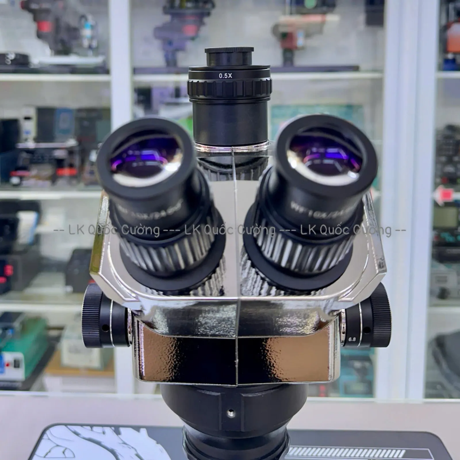 Kính hiển vi 3 mắt Luowei TR03-B3TV