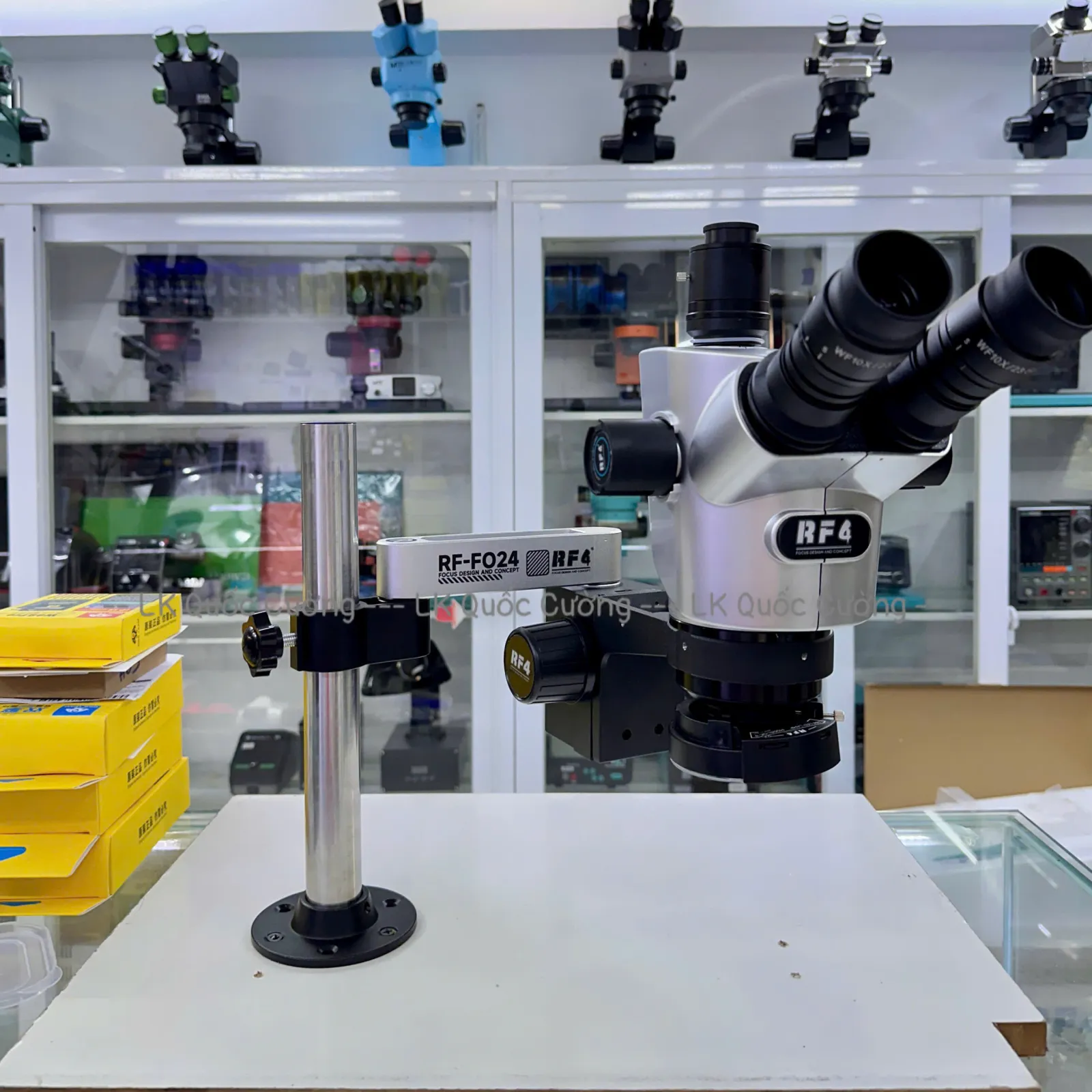 Kính hiển vi 3 mắt RF4 CX71R Premium kèm trục xoay F024/ Zoom 6.5X  