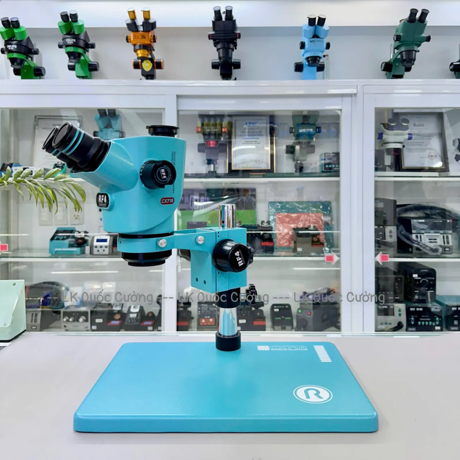 Kính hiển vi 3 mắt RF4 CX71R/ Zoom 6.5X