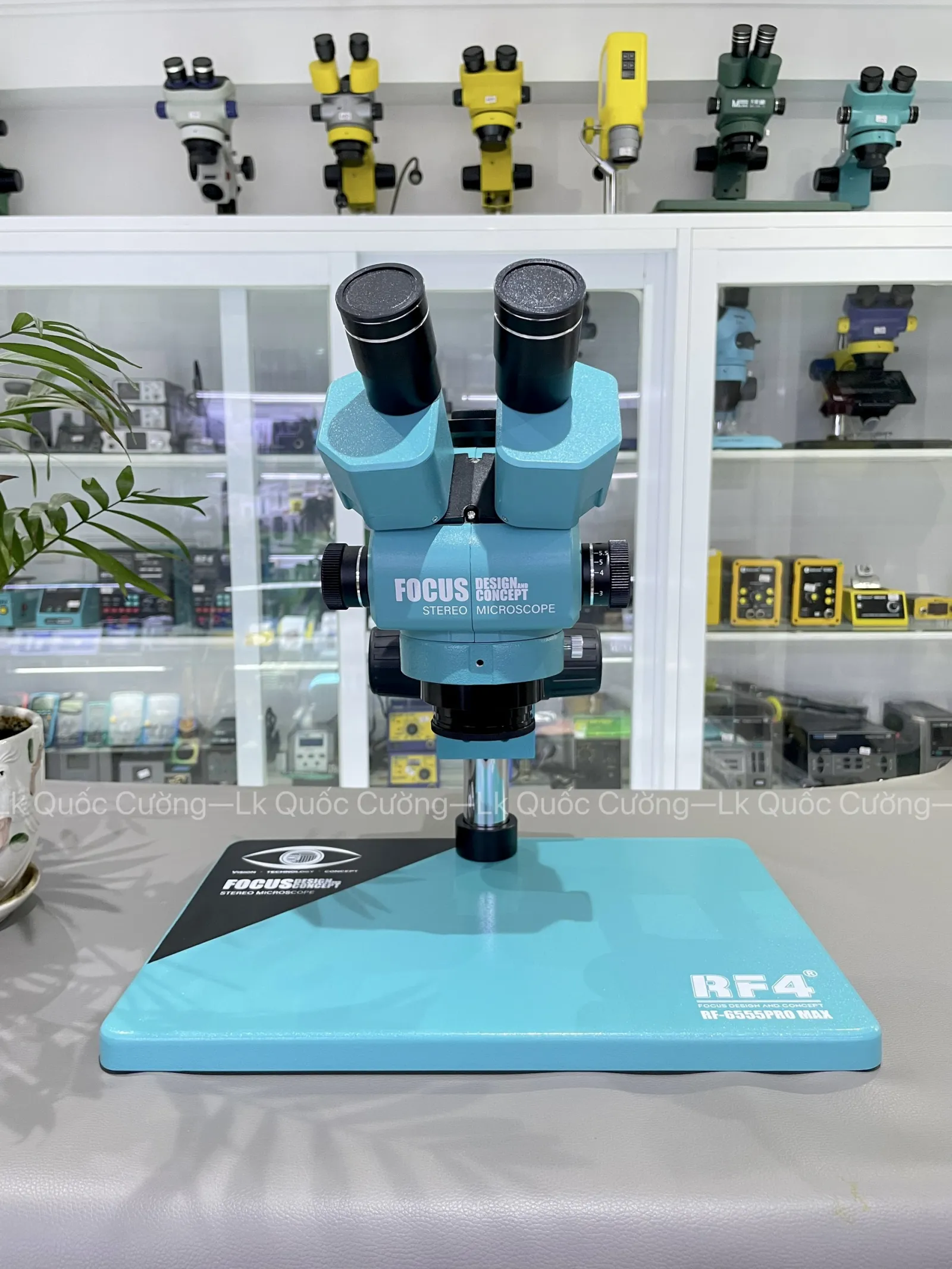 Kính hiển vi 3 mắt RF4 RF-6555ProMax ZOOM 6.5X