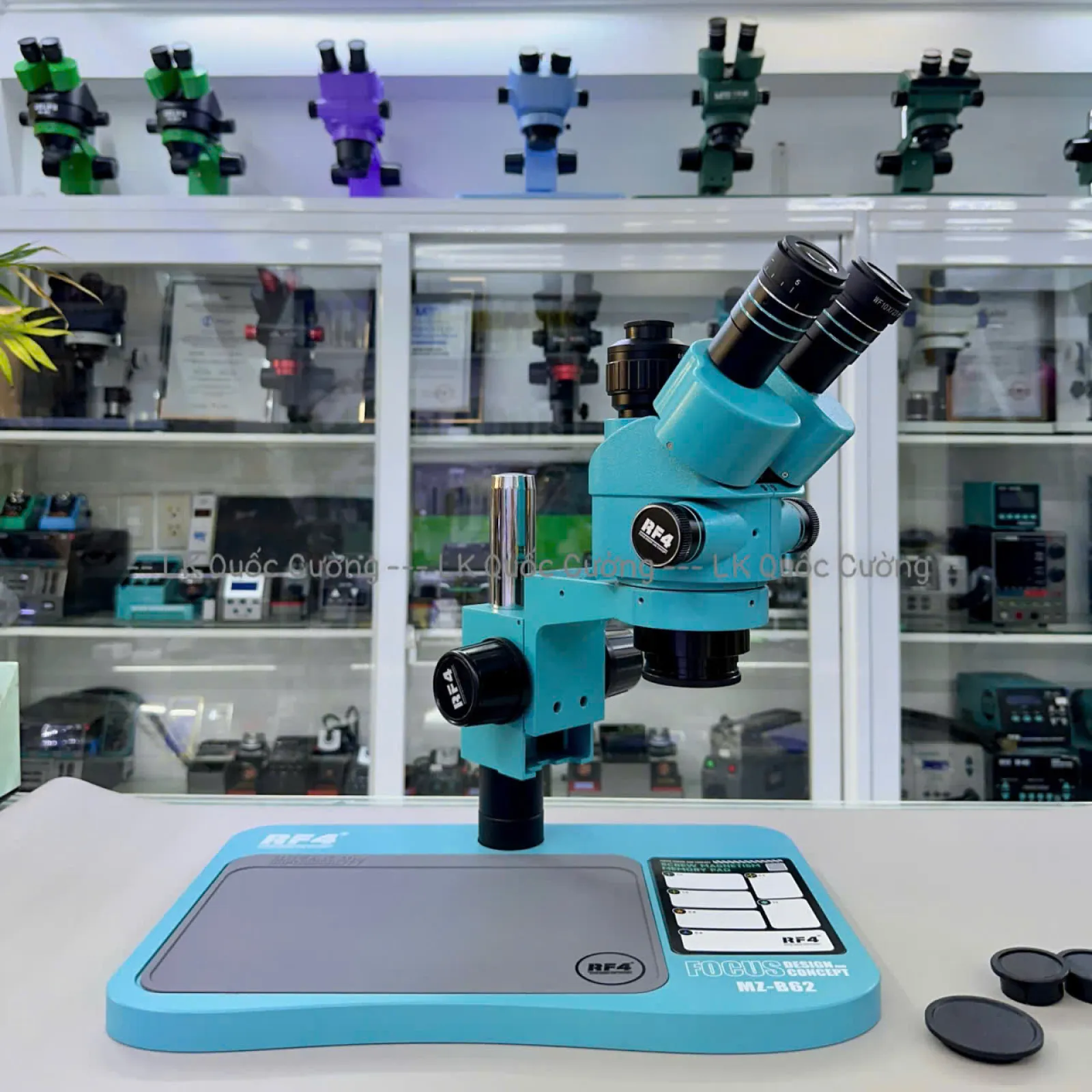 Kính hiển vi 3 mắt RF4 RF-6558Pro