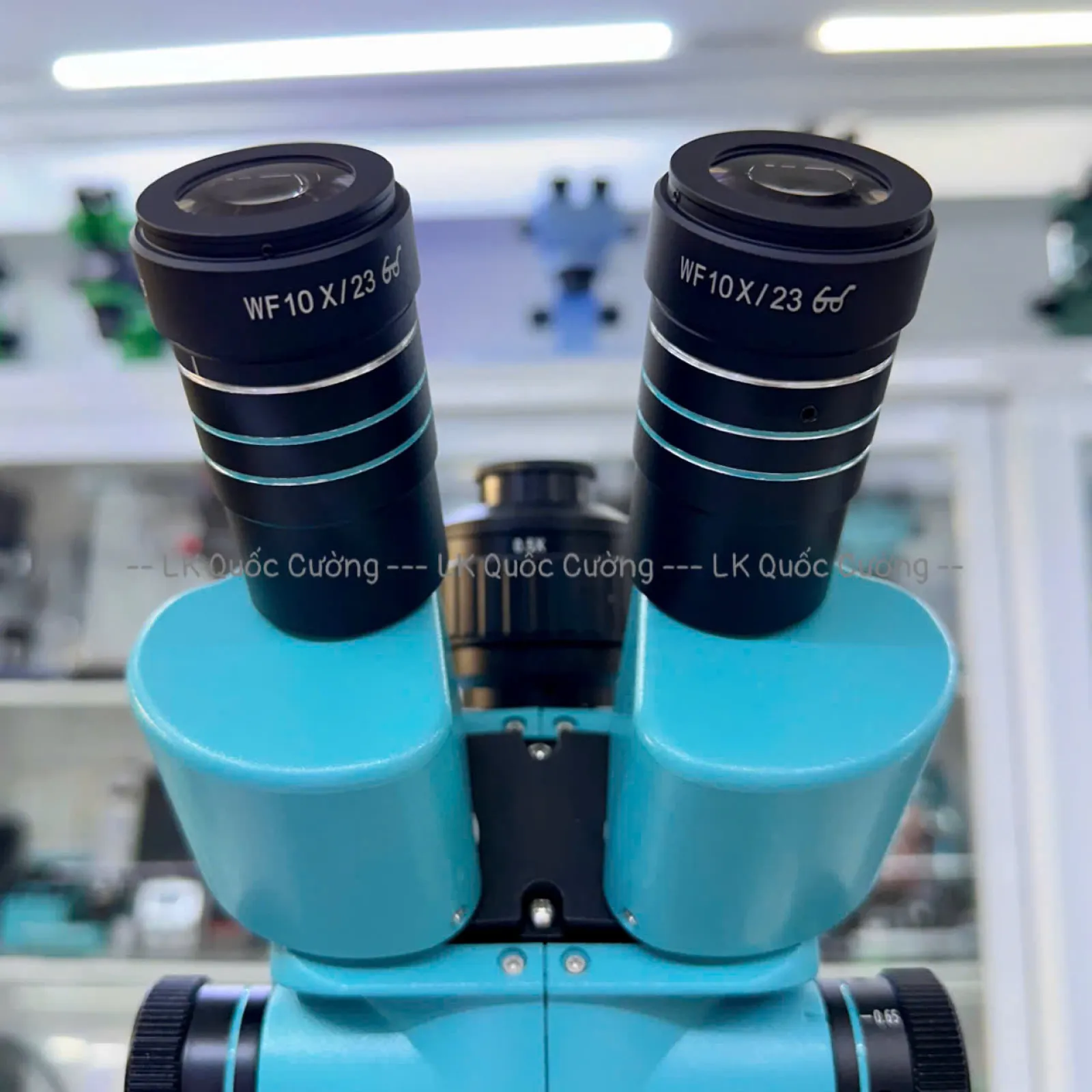 Kính hiển vi 3 mắt RF4 RF-6558Pro