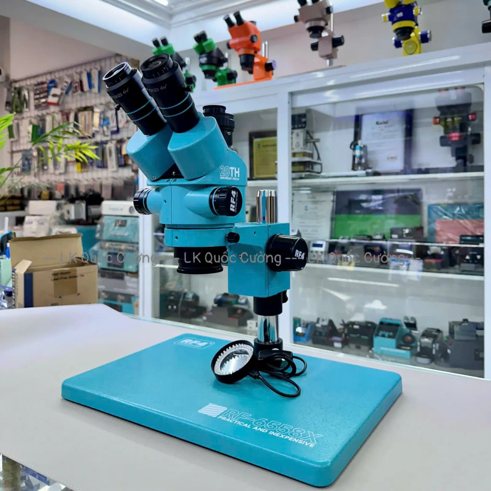 Kính hiển vi 3 mắt RF4 RF-6558X