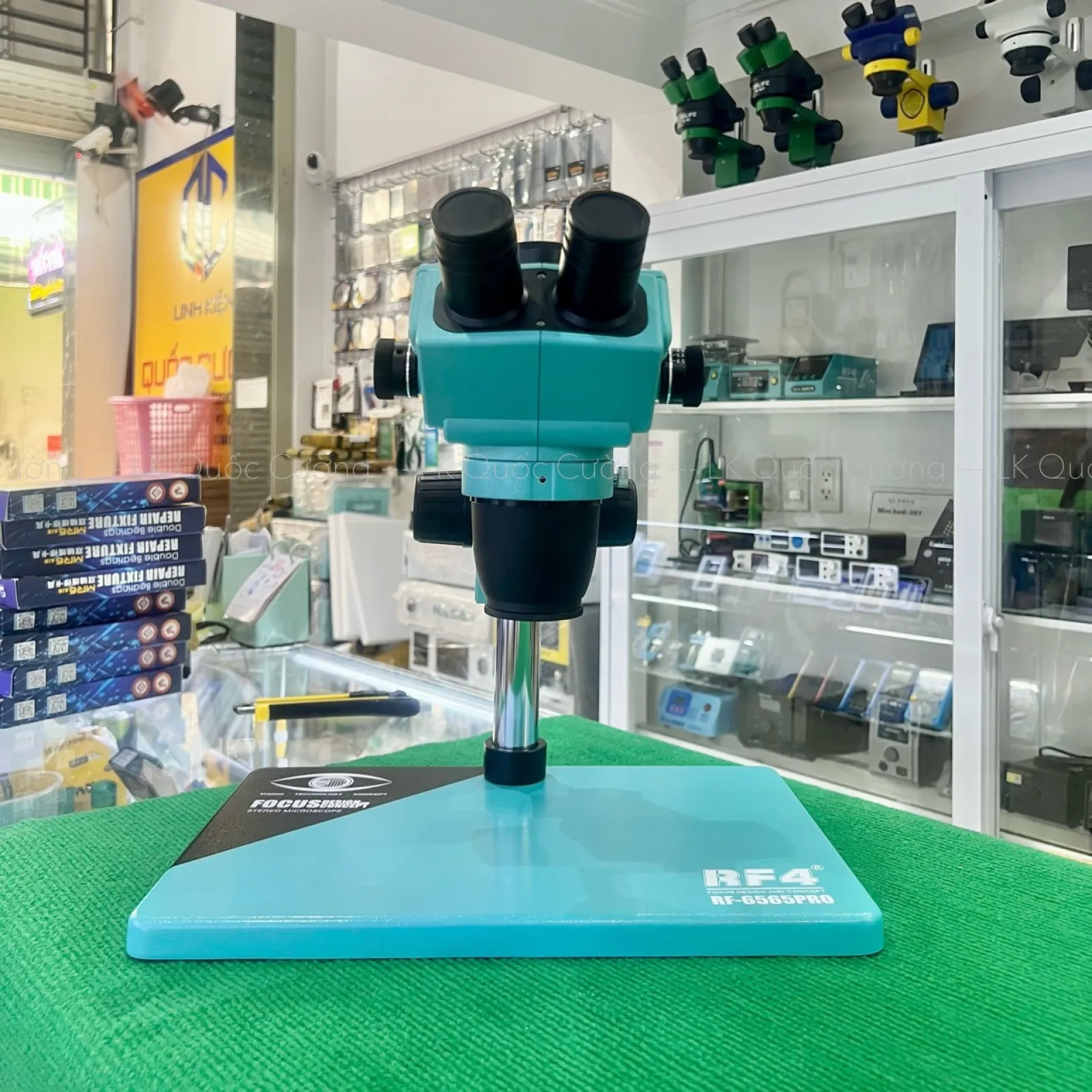 Kính hiển vi 3 mắt RF4 RF-6565Pro