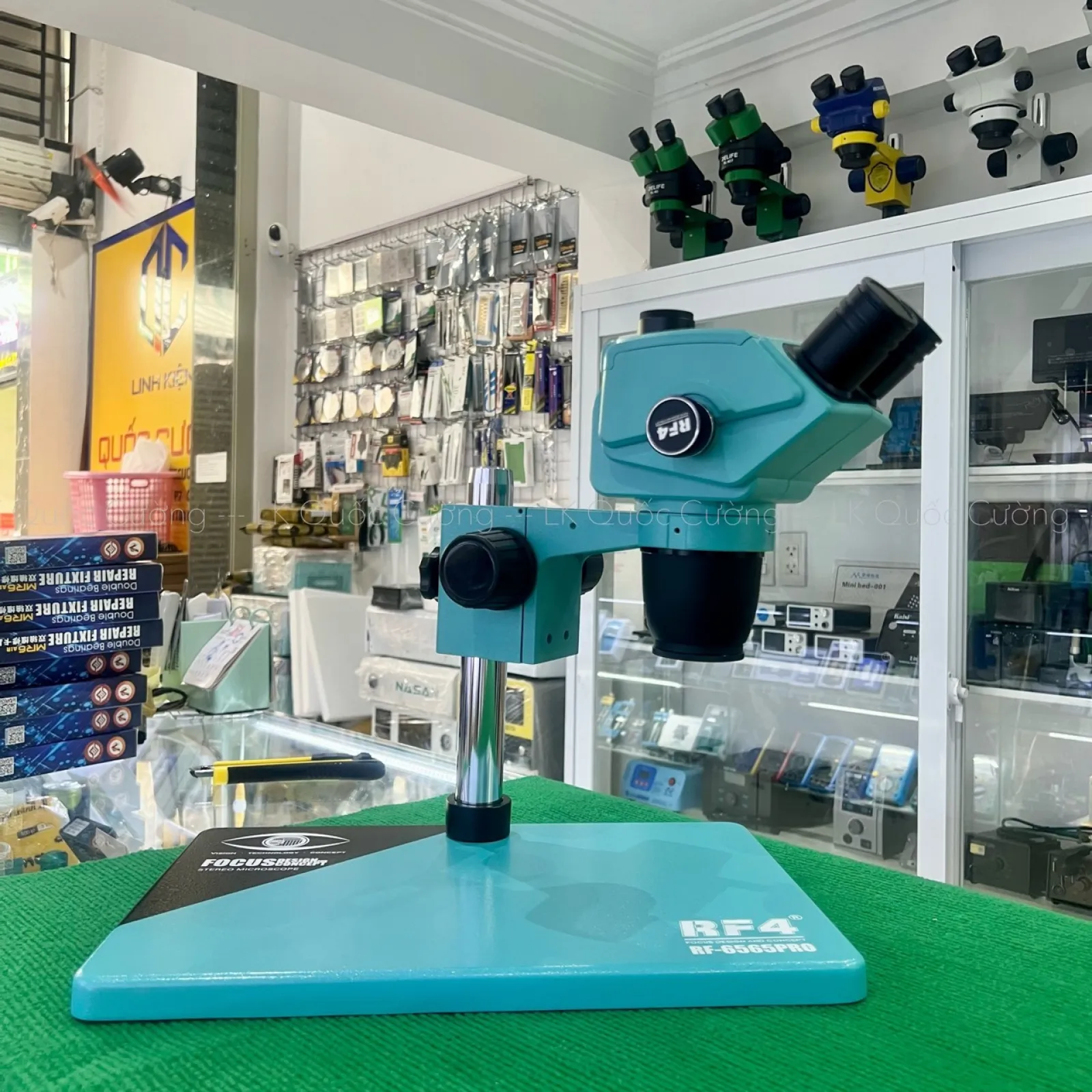 Kính hiển vi 3 mắt RF4 RF-6565Pro