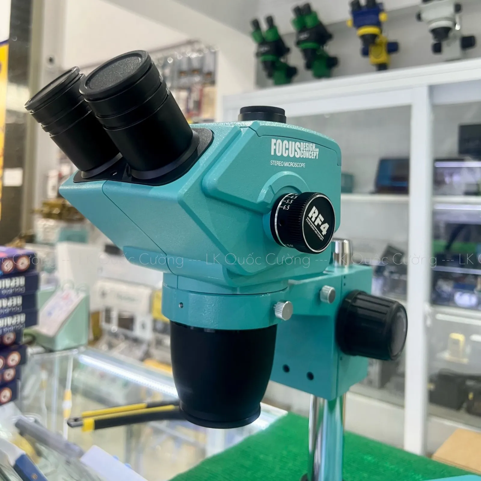 Kính hiển vi 3 mắt RF4 RF-6565Pro