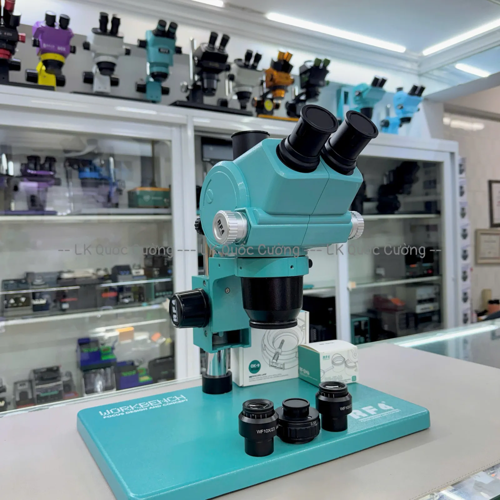 Kính hiển vi 3 mắt RF4 RF-PX6
