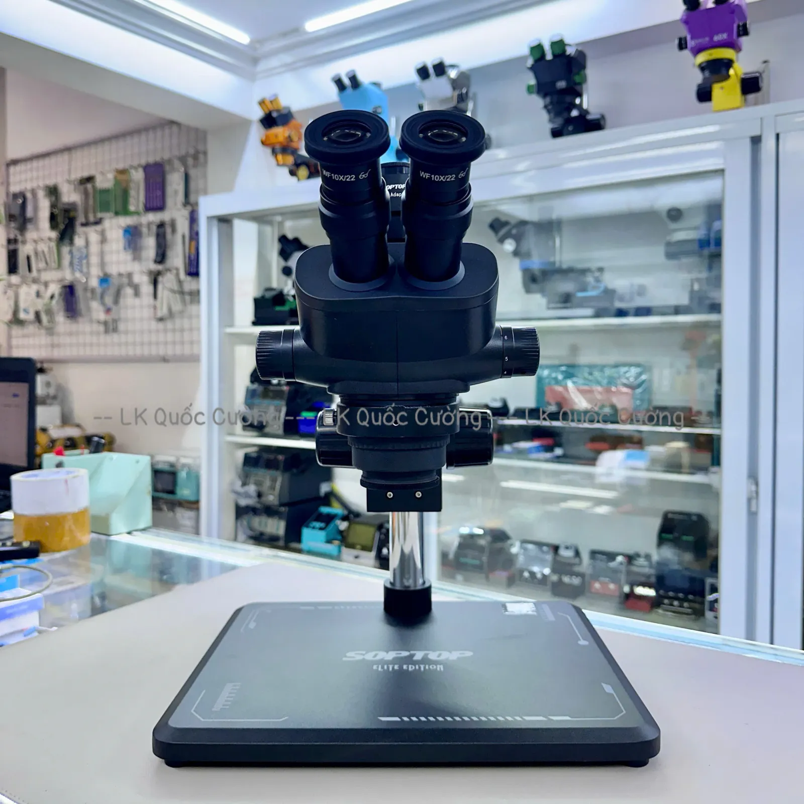 Kính hiển vi 3 mắt Soptop SZM-7060 Ultra