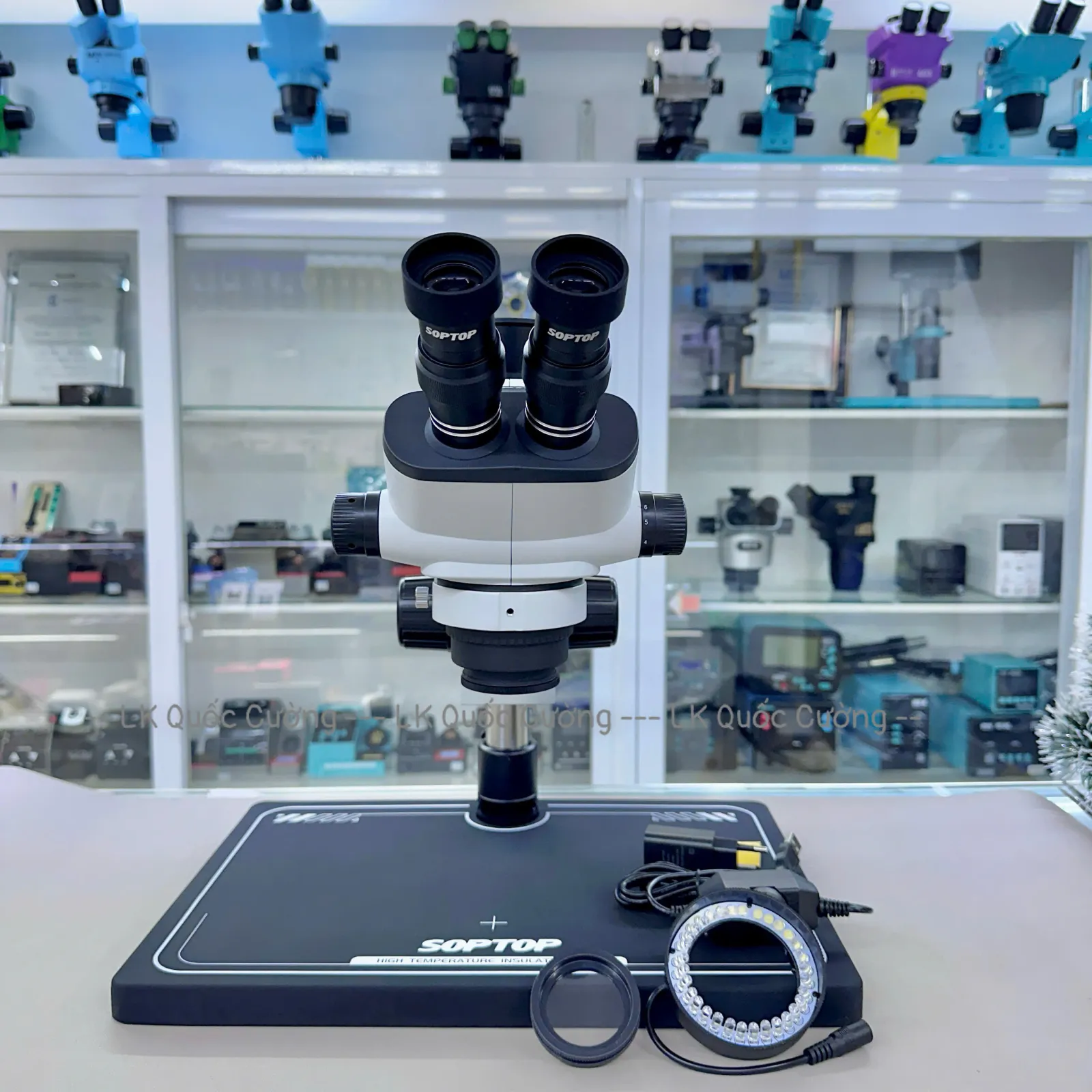 Kính hiển vi 3 mắt Soptop SZM-7060Pro