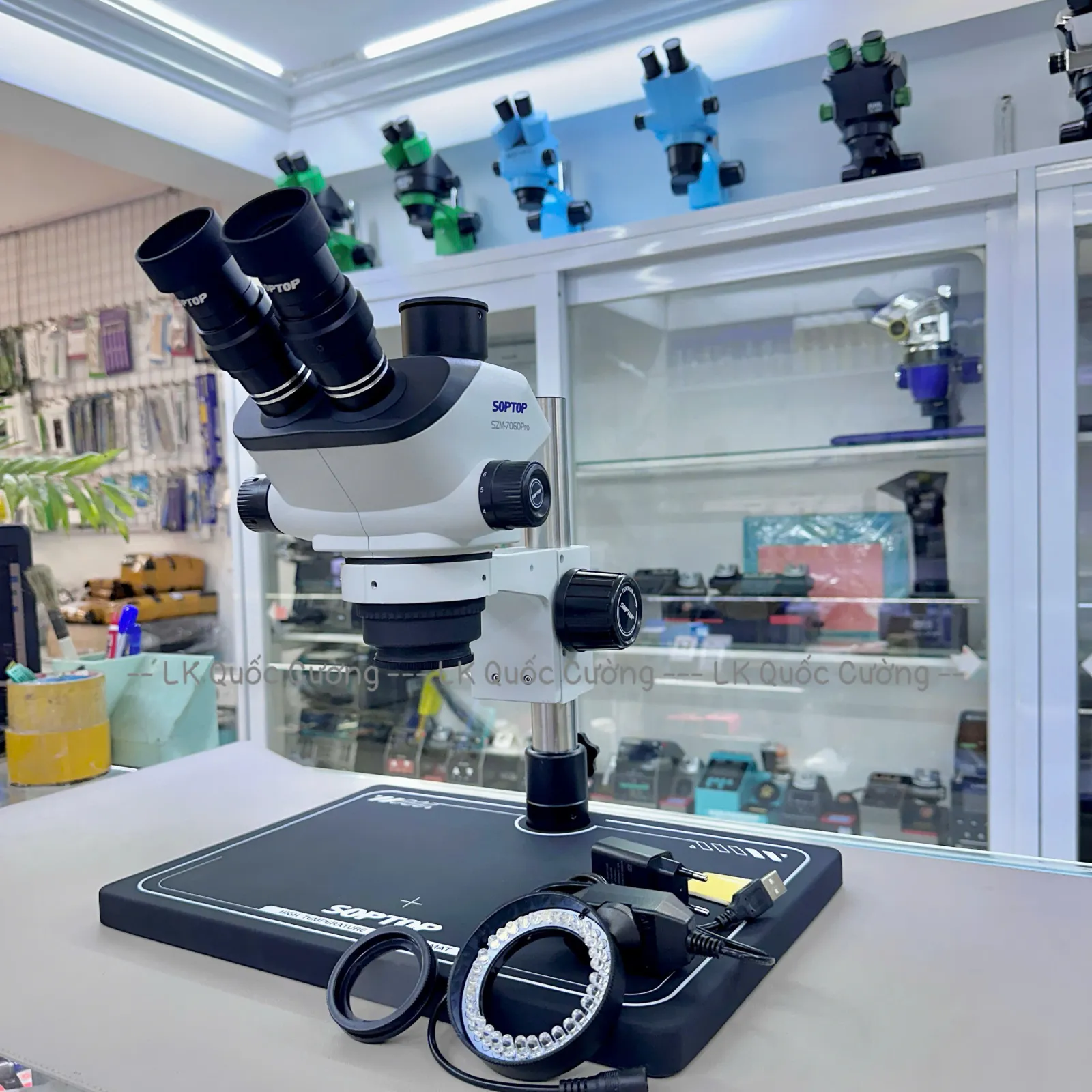 Kính hiển vi 3 mắt Soptop SZM-7060Pro