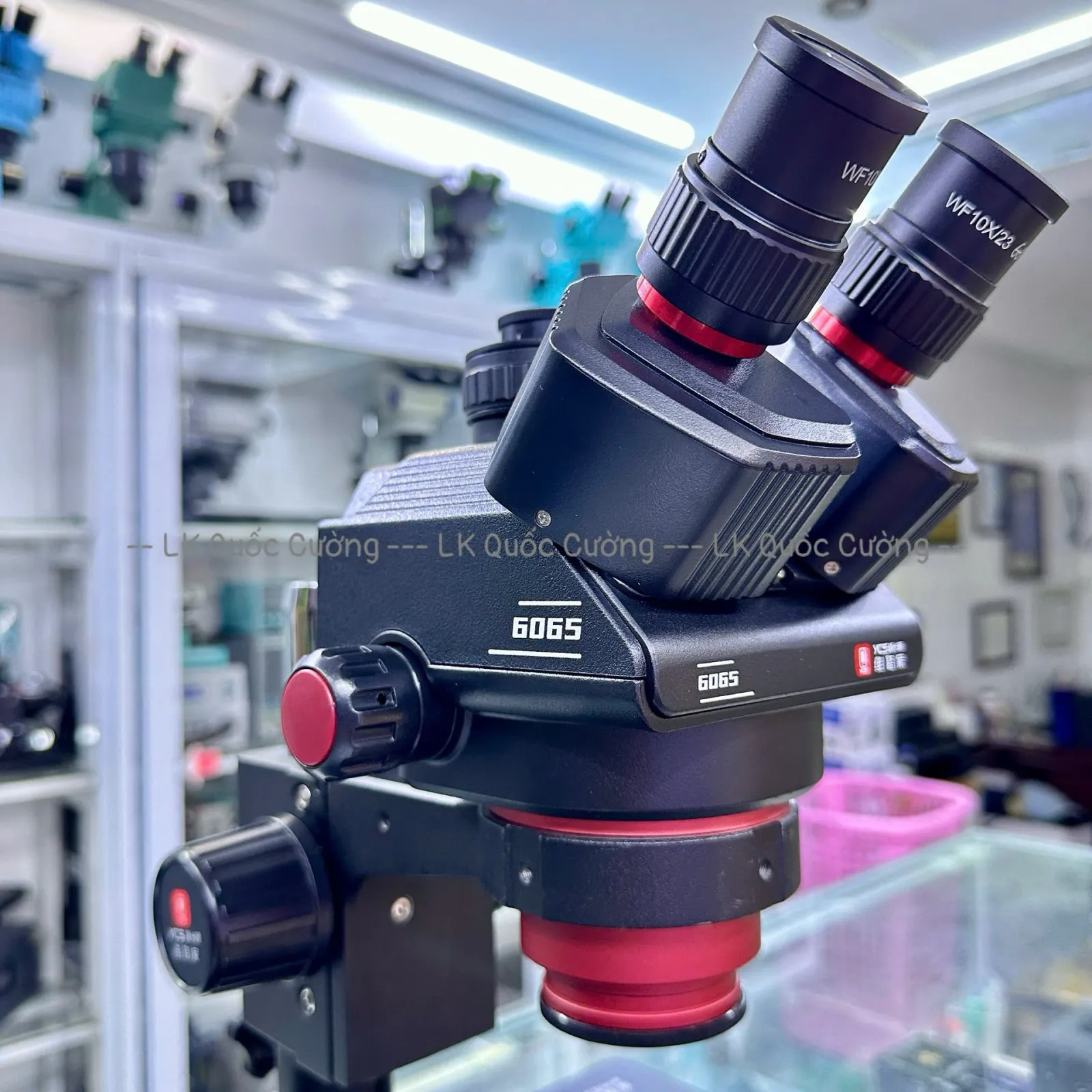 Kính hiển vi 3 mắt YCS 6065/ Zoom 65X