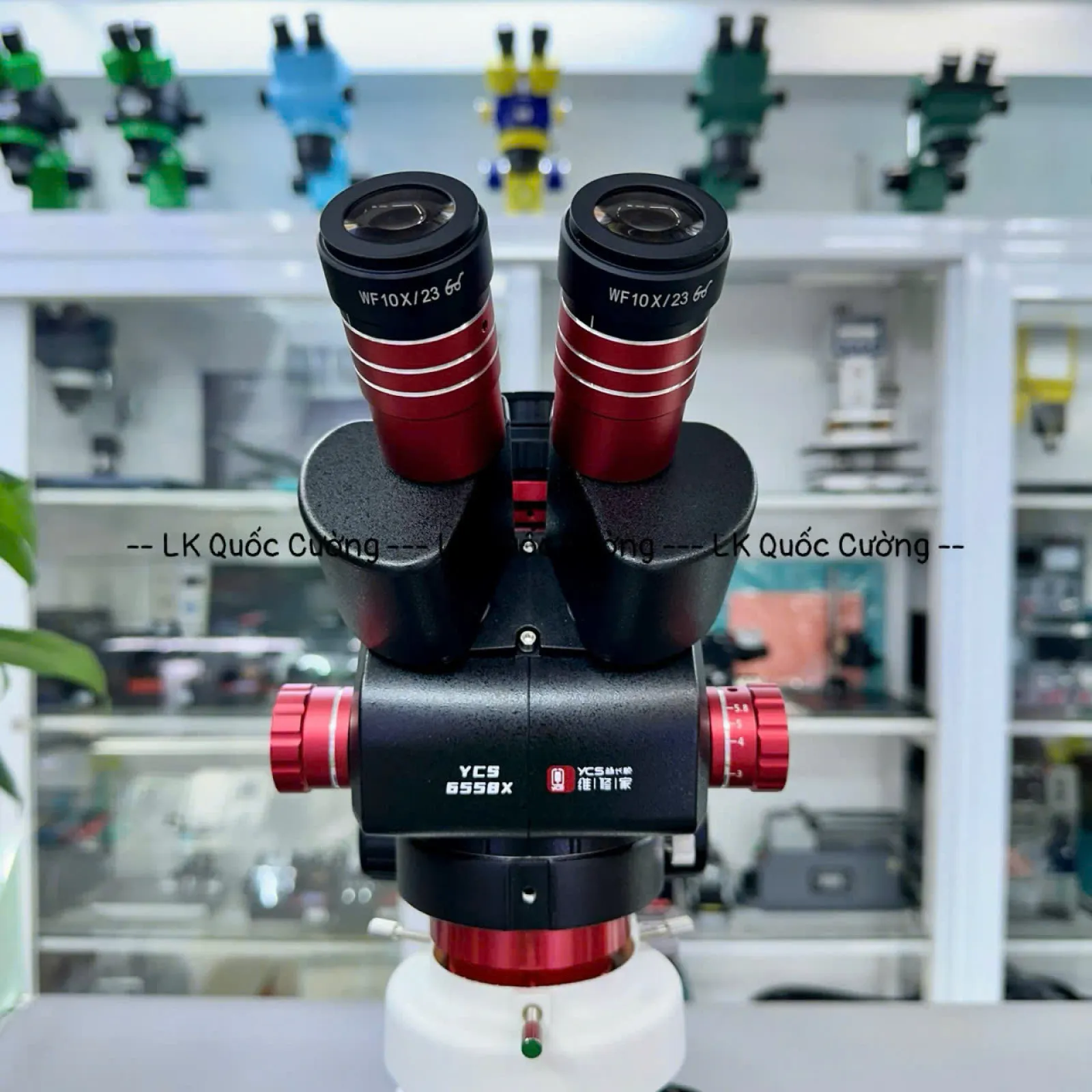 Kính hiển vi YCS 6558x