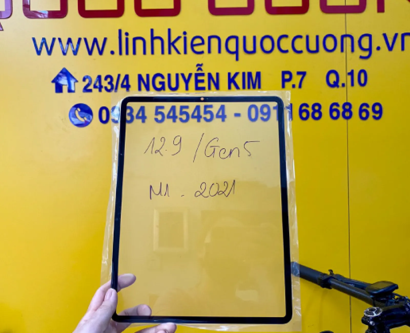 Kính Pro12.9/ Gen5/ Gen6 M1 2021 - 2022 ZIN MÁY