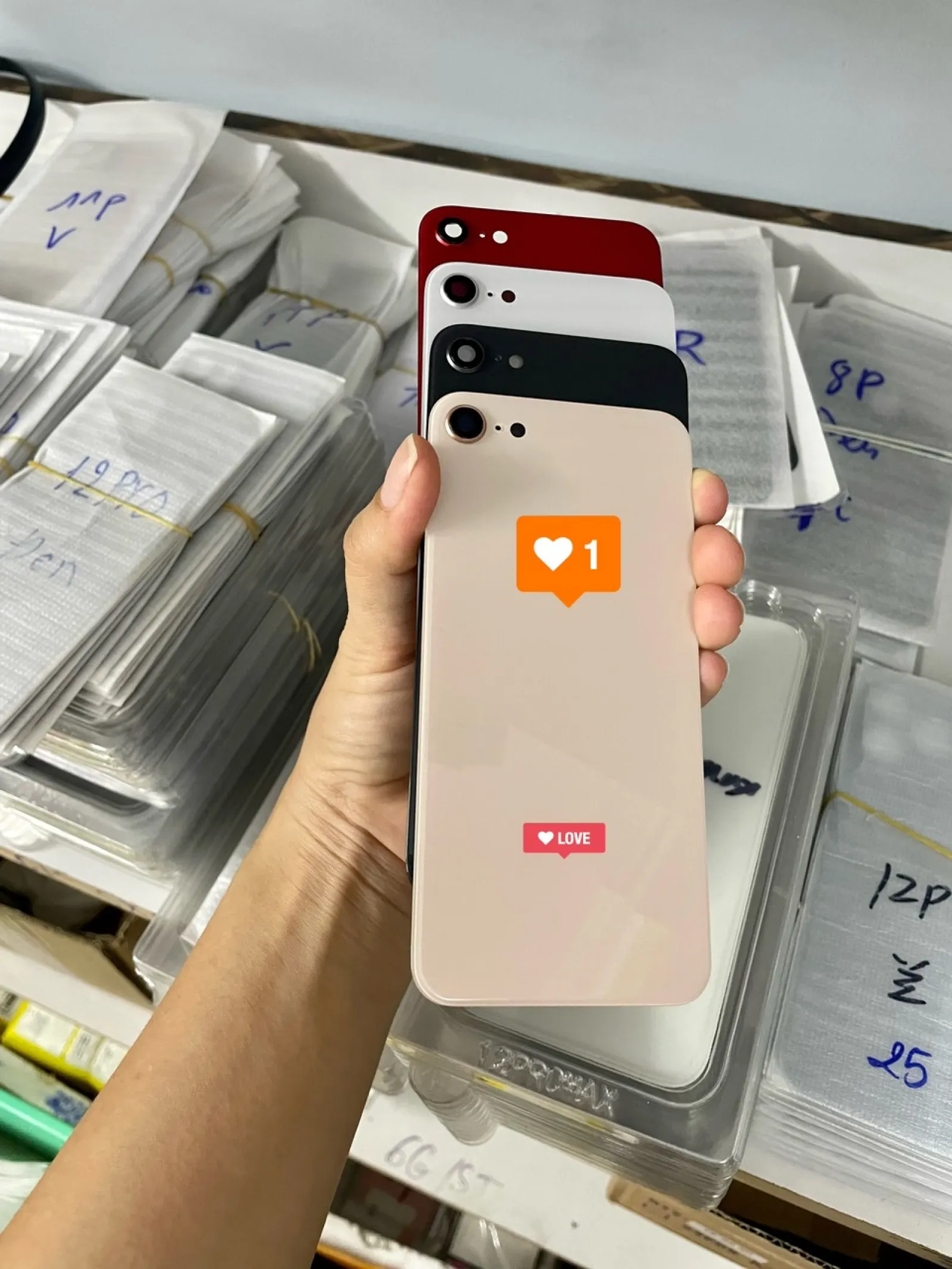 Kính Lưng 8g Có Viền Camera