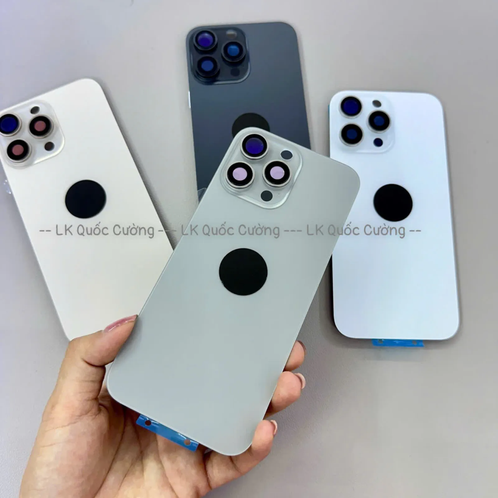 Kính Lưng 16PM Liền Camera