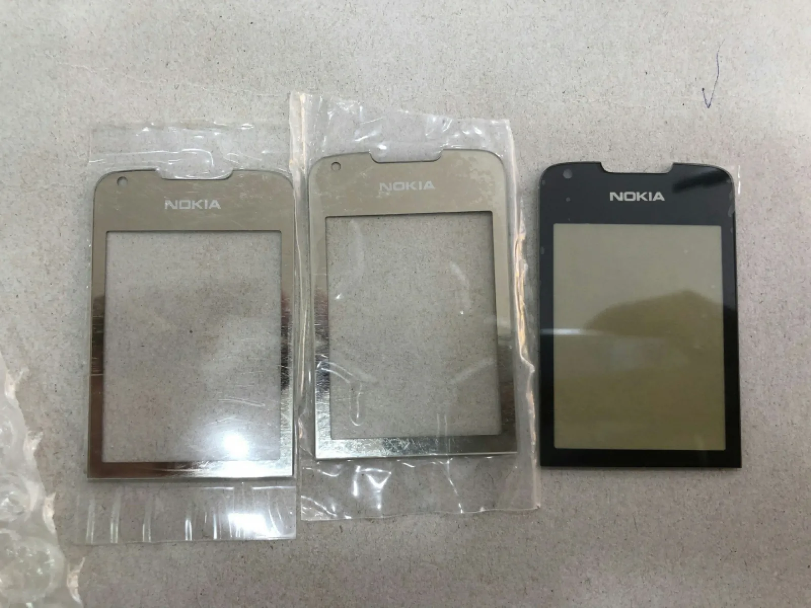 Mặt Kính 8800 Lk (Vàng/Cacbon)