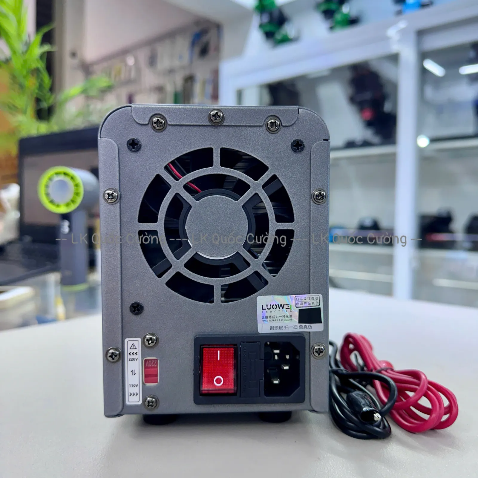 Máy cấp nguồn/ Luowei D3-30V5A