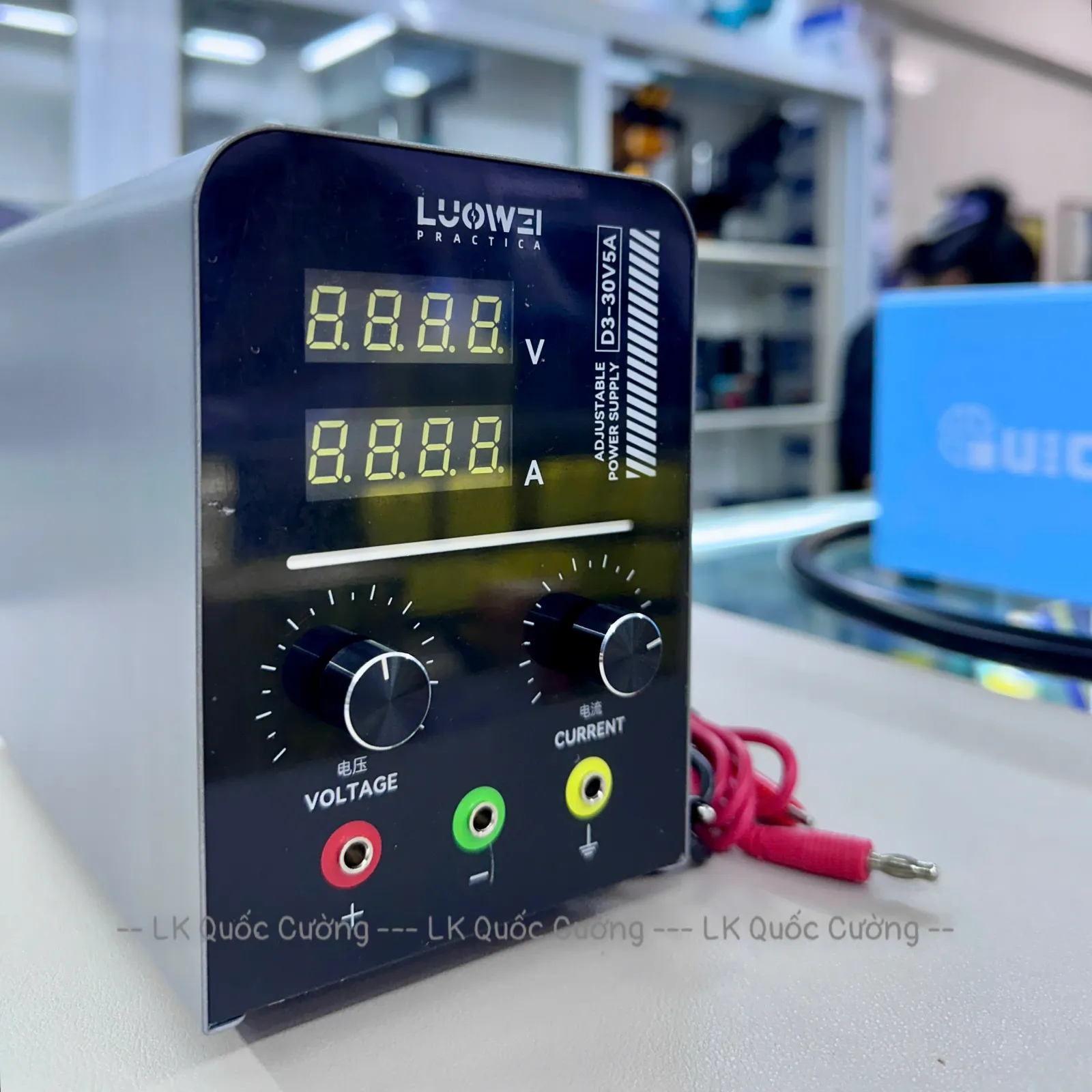 Máy cấp nguồn/ Luowei D3-30V5A